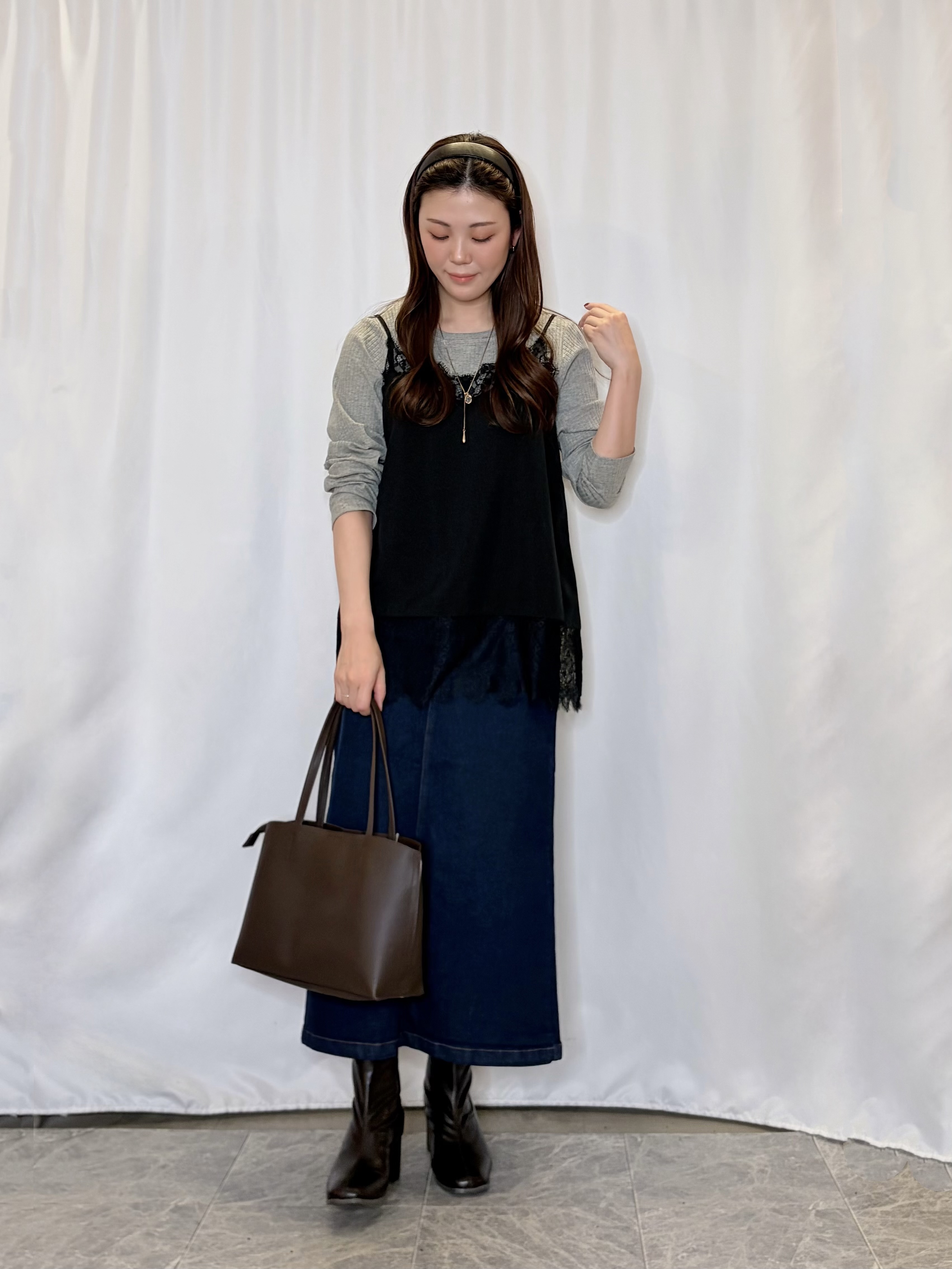 おうめさんの「SHOO･LA･RUE｜【S-LL】シンプルだから使いやすい すっきり見えの長袖トップス」を使ったコーディネート