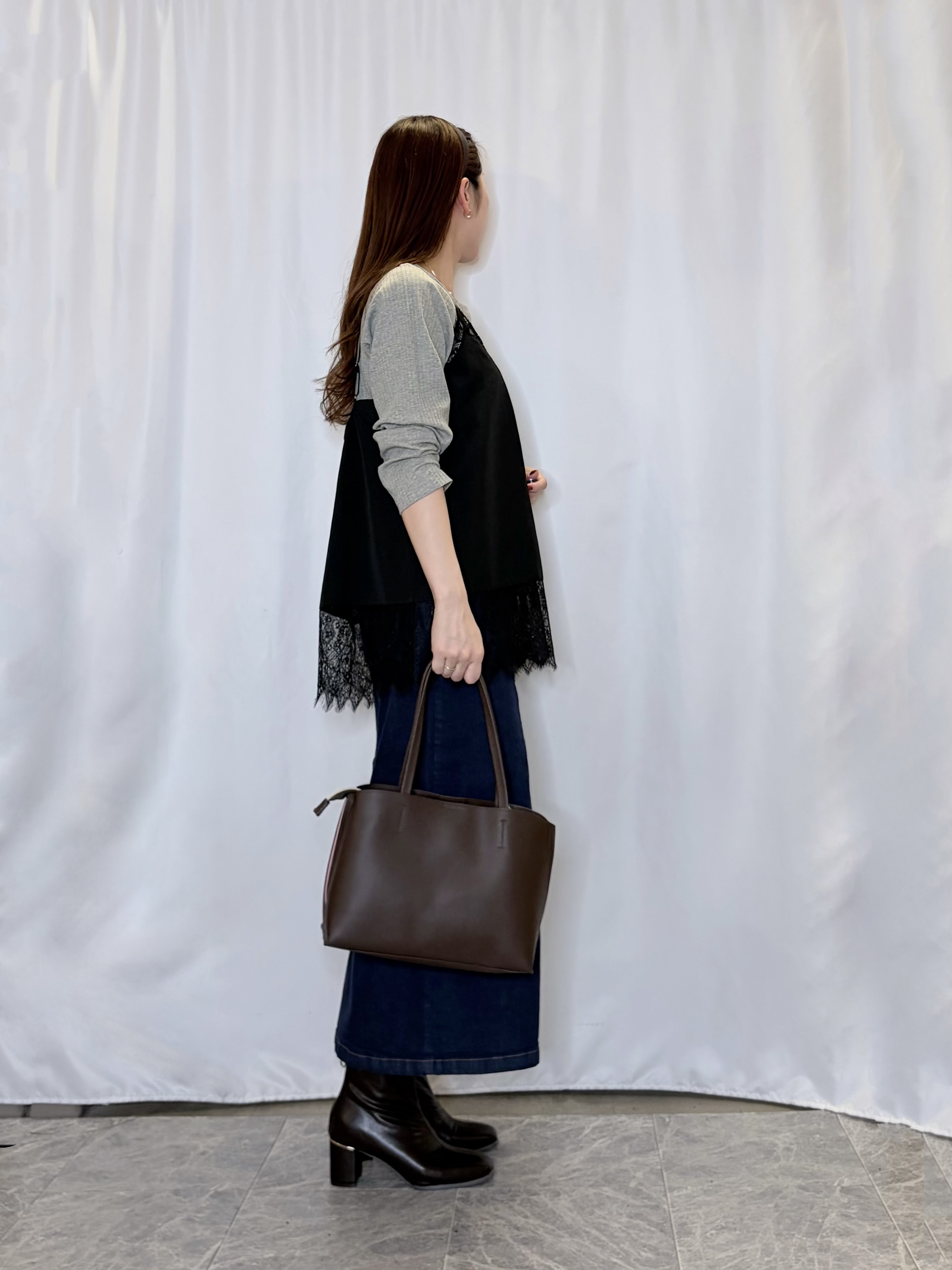 おうめさんの「SHOO･LA･RUE｜【S-LL】シンプルだから使いやすい すっきり見えの長袖トップス」を使ったコーディネート