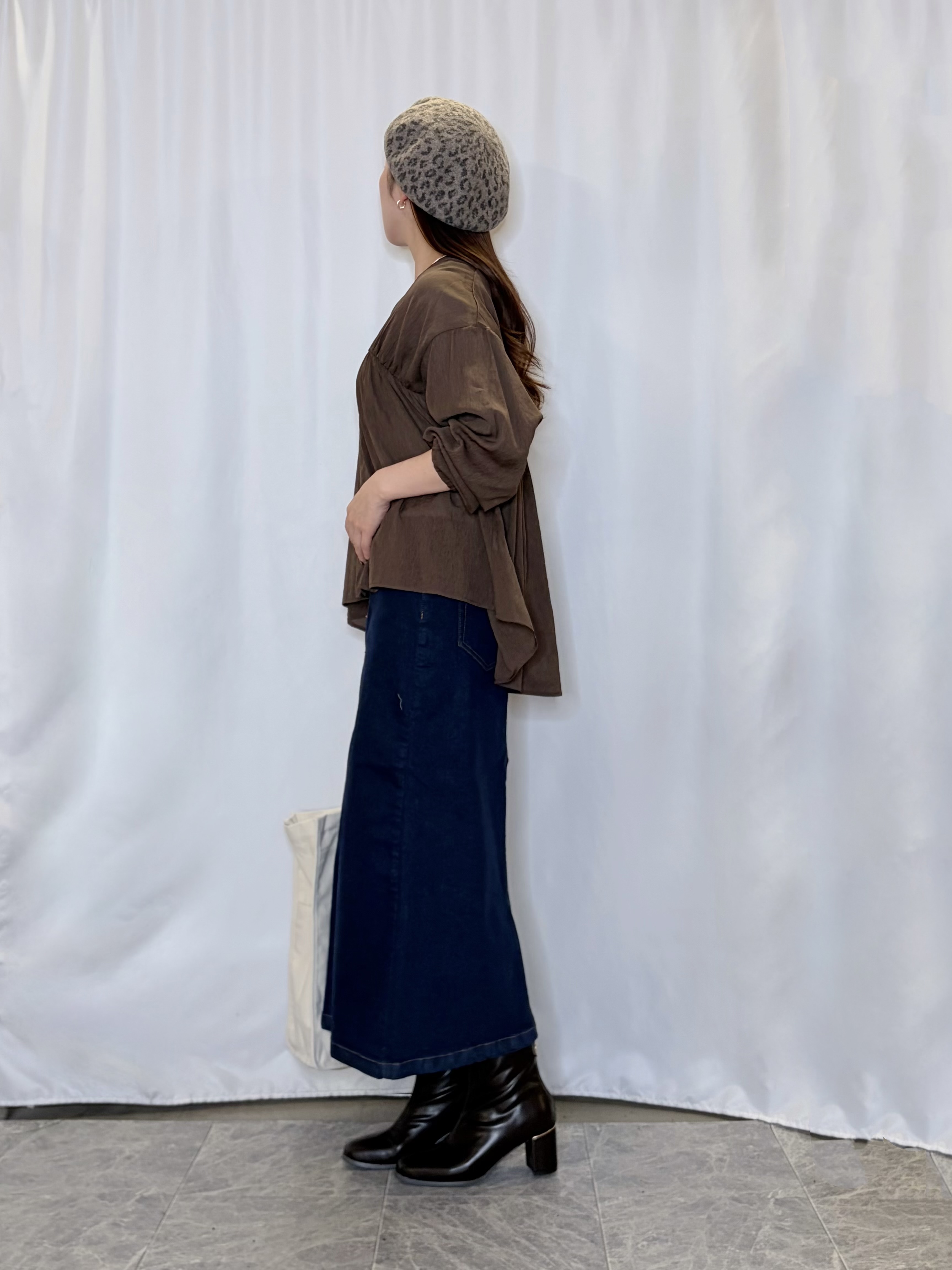 おうめさんの「SHOO･LA･RUE｜【S-LL/洗濯機可】着痩せシルエット シャーリングシャツカーディガン」を使ったコーディネート