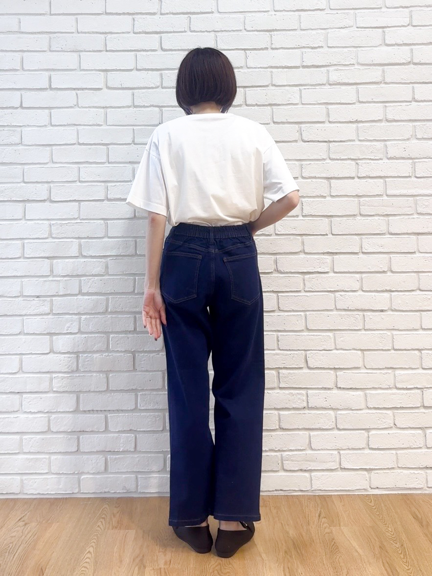 𝐜𝐡𝐢𝐤𝐚さんの「SHOO･LA･RUE｜【洗濯後しわになりにくい/S-LL】選べる6パターン 羽織としても活躍する ベーシックシャツ」を使ったコーディネート