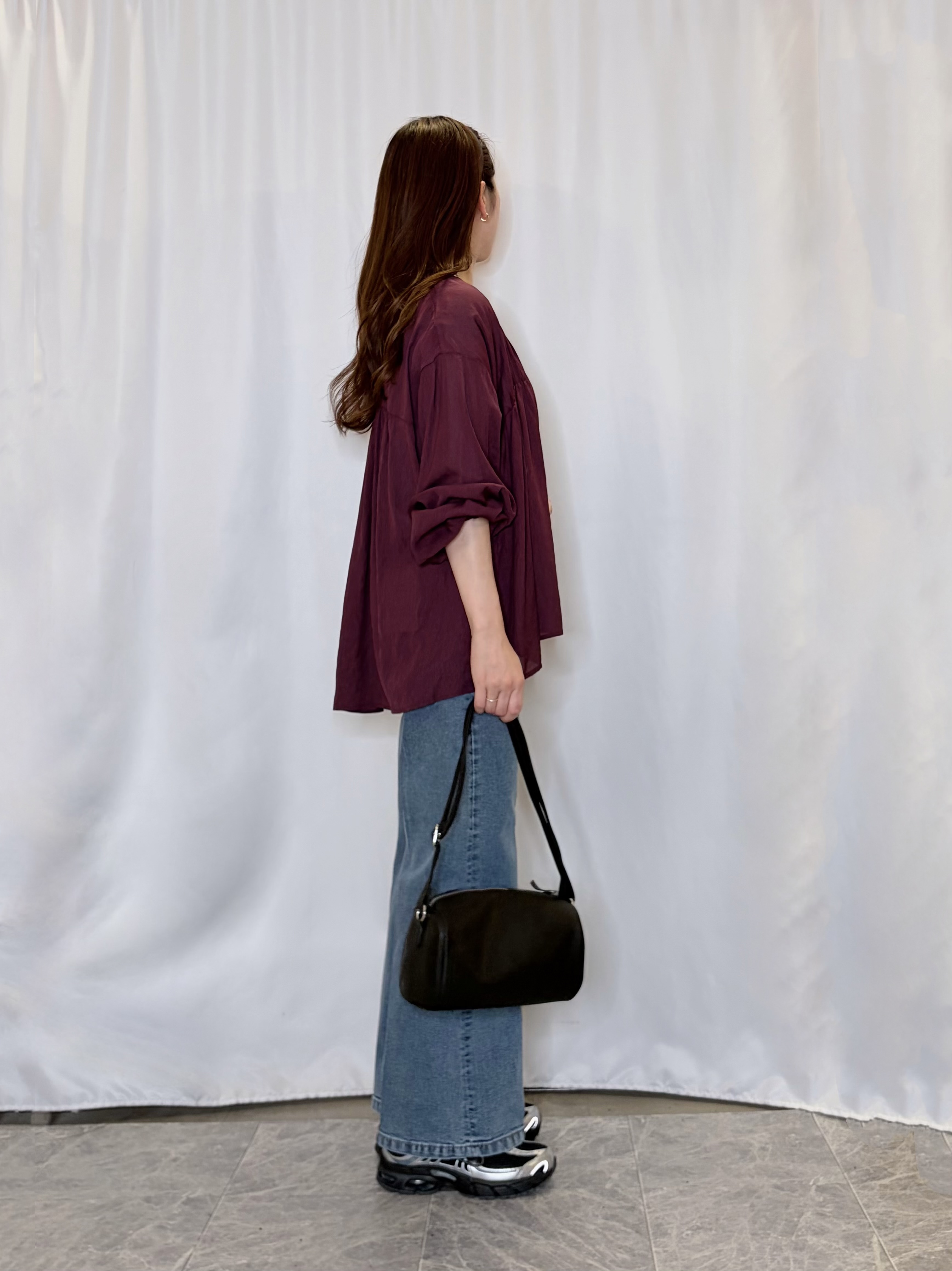 おうめさんの「SHOO･LA･RUE｜【S-LL/洗濯機可】着痩せシルエット シャーリングシャツカーディガン」を使ったコーディネート
