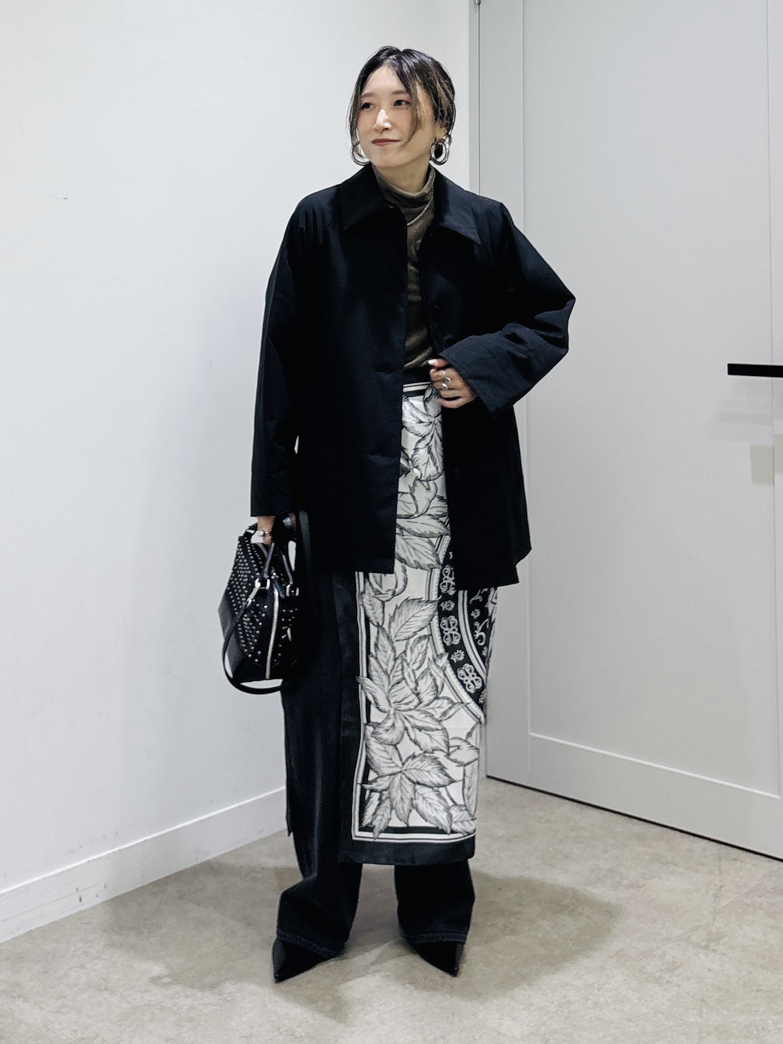 kotakiさんの「INDIVI｜【レイヤード／袖口シアー／日本製】ベロアジャージトップス」を使ったコーディネート