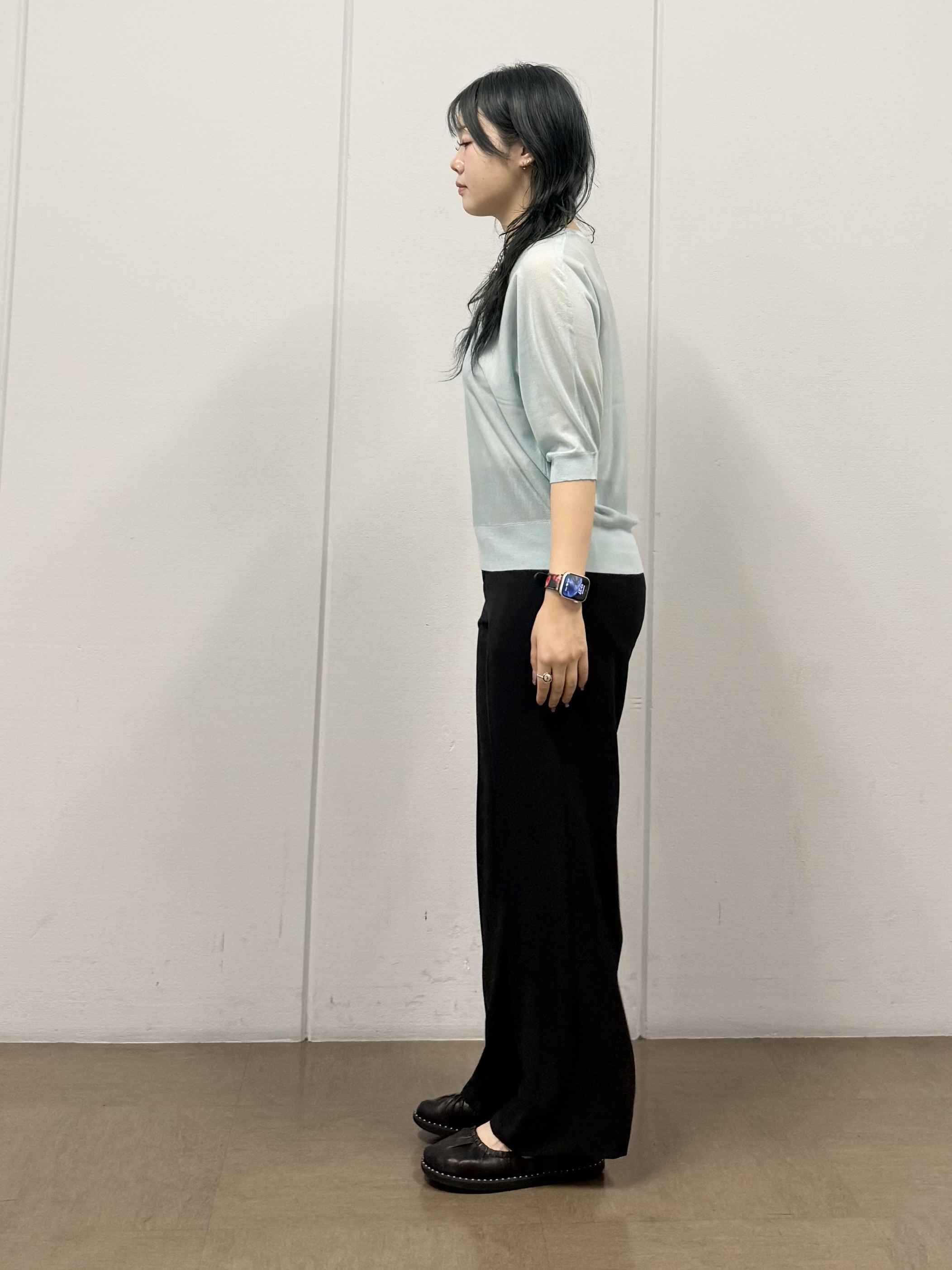 mizukiさんの「INDIVI｜【体型カバー／洗える】シアードルマンニット」を使ったコーディネート