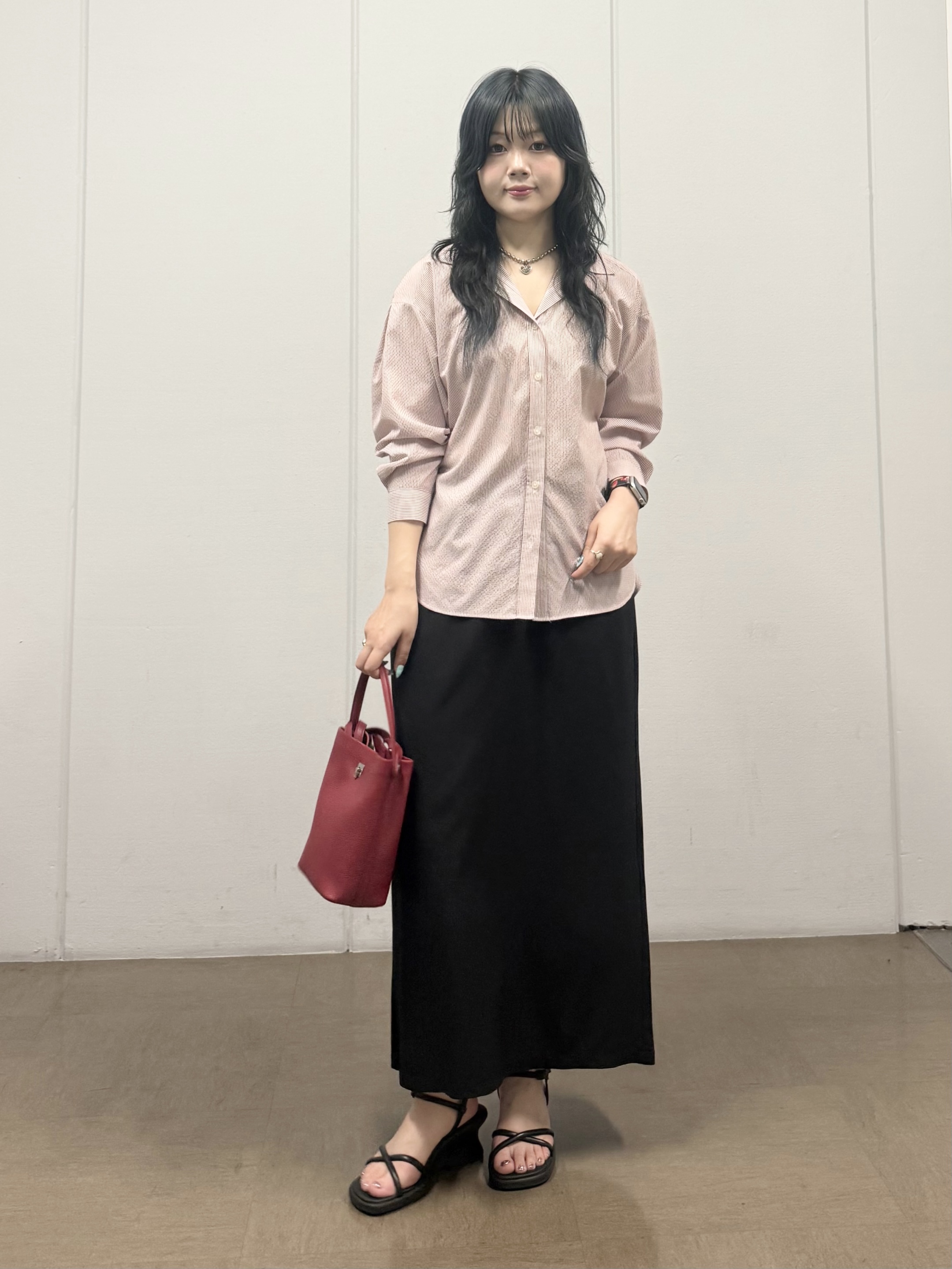 mizukiさんの「INDIVI｜【UVケア／接触冷感／ベルト付】サッカー素材シャツ」を使ったコーディネート