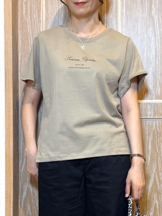 KAORIさんの「SHOO･LA･RUE｜【S-LL/5分袖/洗濯機可】抜け感たっぷり 程よい透け感のポケット付きシャツ」を使ったコーディネート