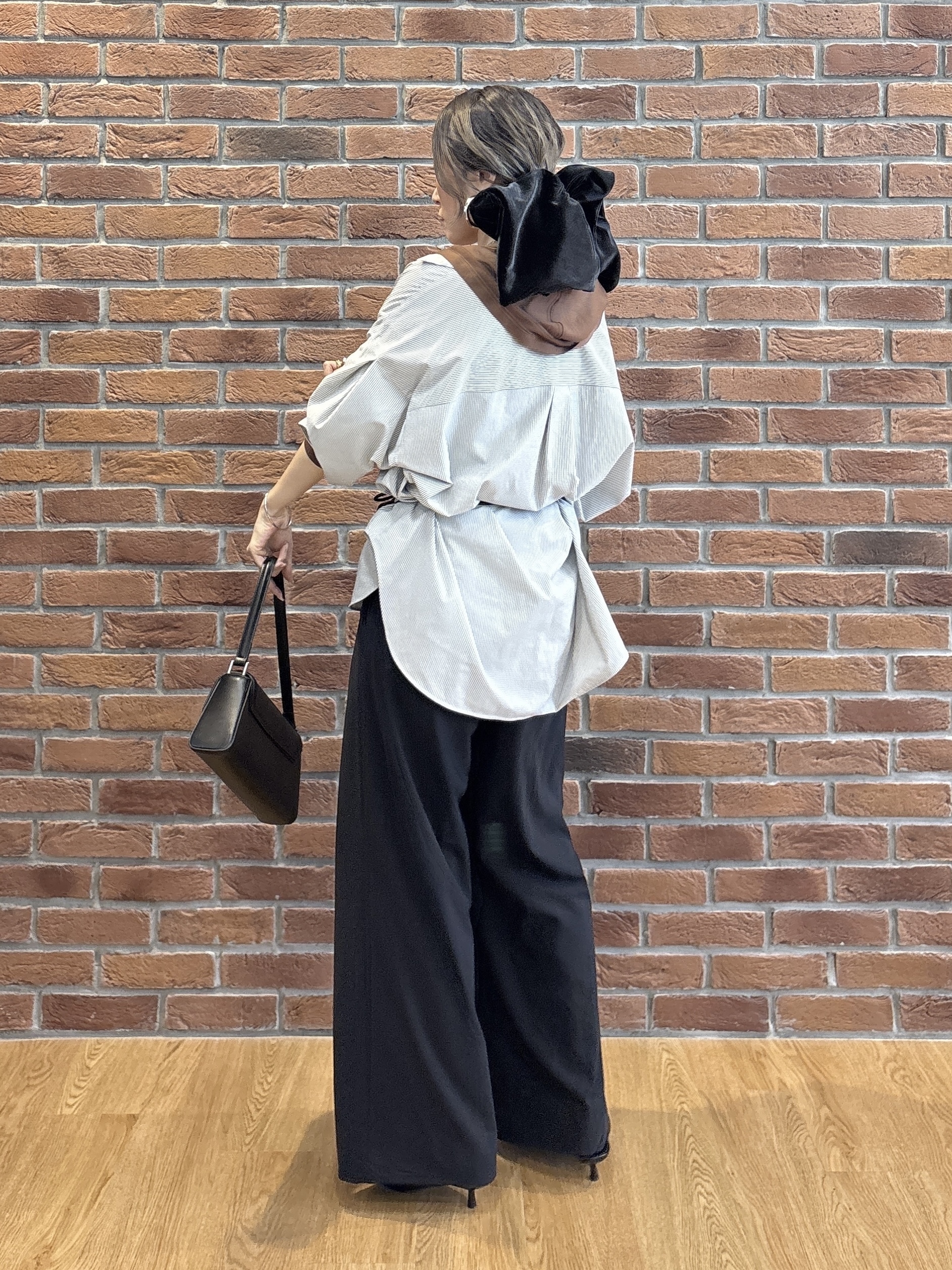 kotakiさんの「INDIVI｜【UVケア／接触冷感／ベルト付】サッカー素材シャツ」を使ったコーディネート