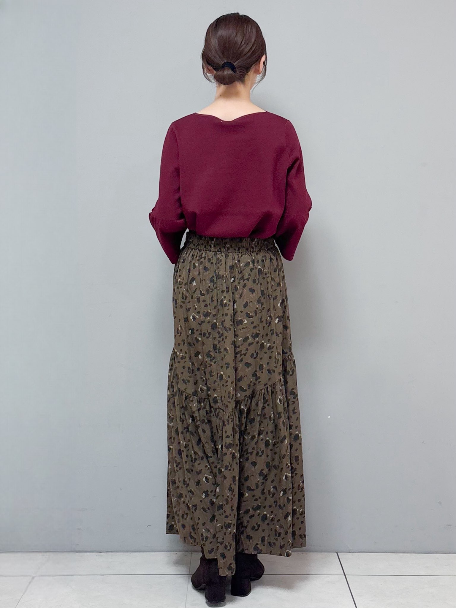 yさんの「OPAQUE.CLIP｜【UVケア／遮熱性】フレアスリーブニット／袖口レースアソート《洗濯機OK》」を使ったコーディネート