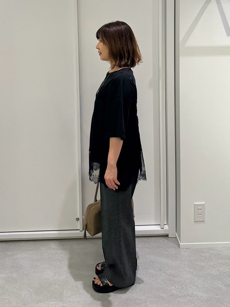Juneさんの「UNTITLED｜【1枚でもセットでも】レースキャミ付きプルオーバー」を使ったコーディネート