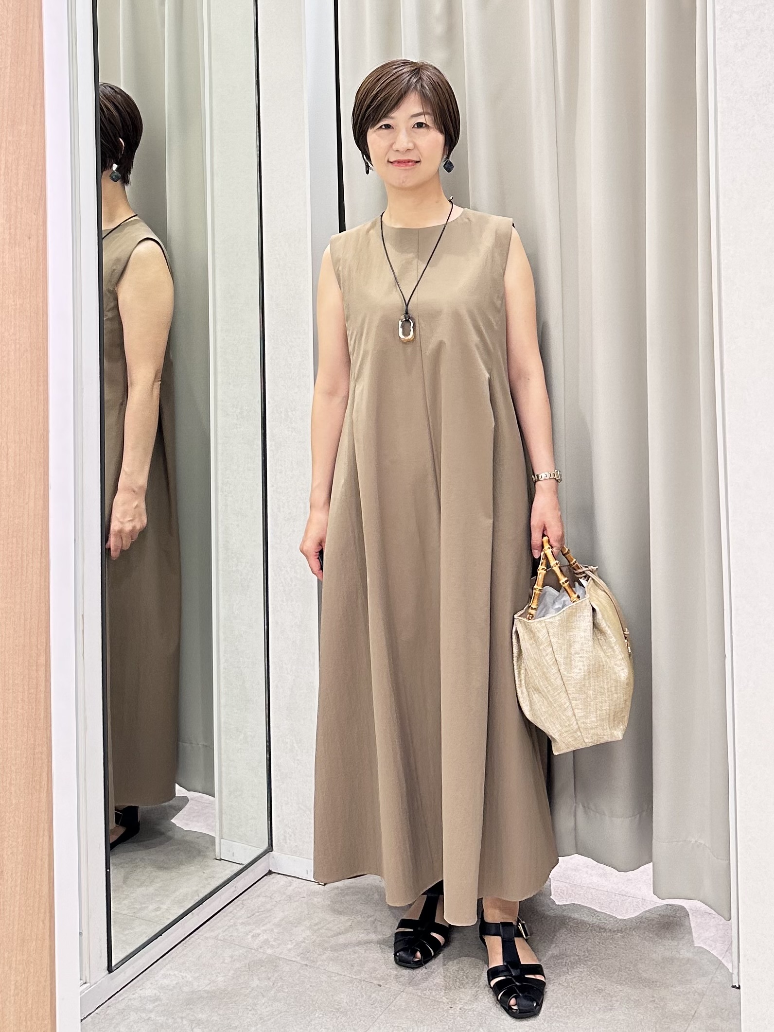 みなこさんの「UNTITLED｜【残暑も快適/接触冷感/UVカット/吸水速乾】Aラインロングワンピース」を使ったコーディネート
