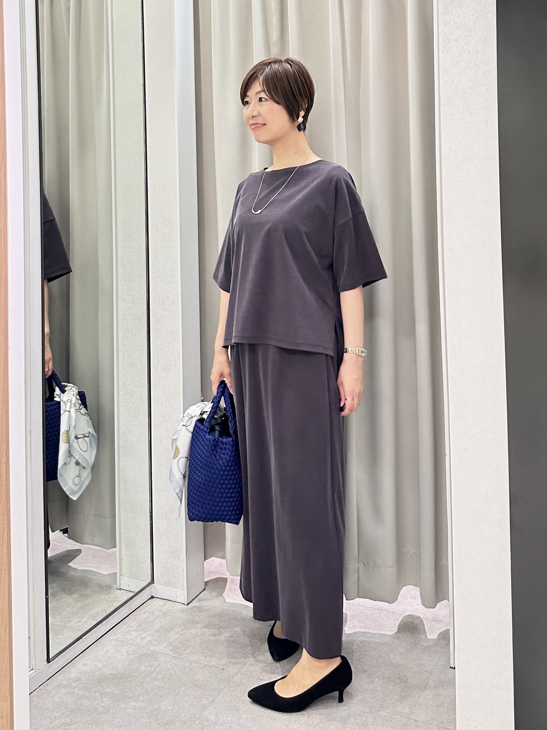 みなこさんの「UNTITLED｜【きれいめTシャツ/セットアップ可】ヴィンテージライクプルオーバー」を使ったコーディネート
