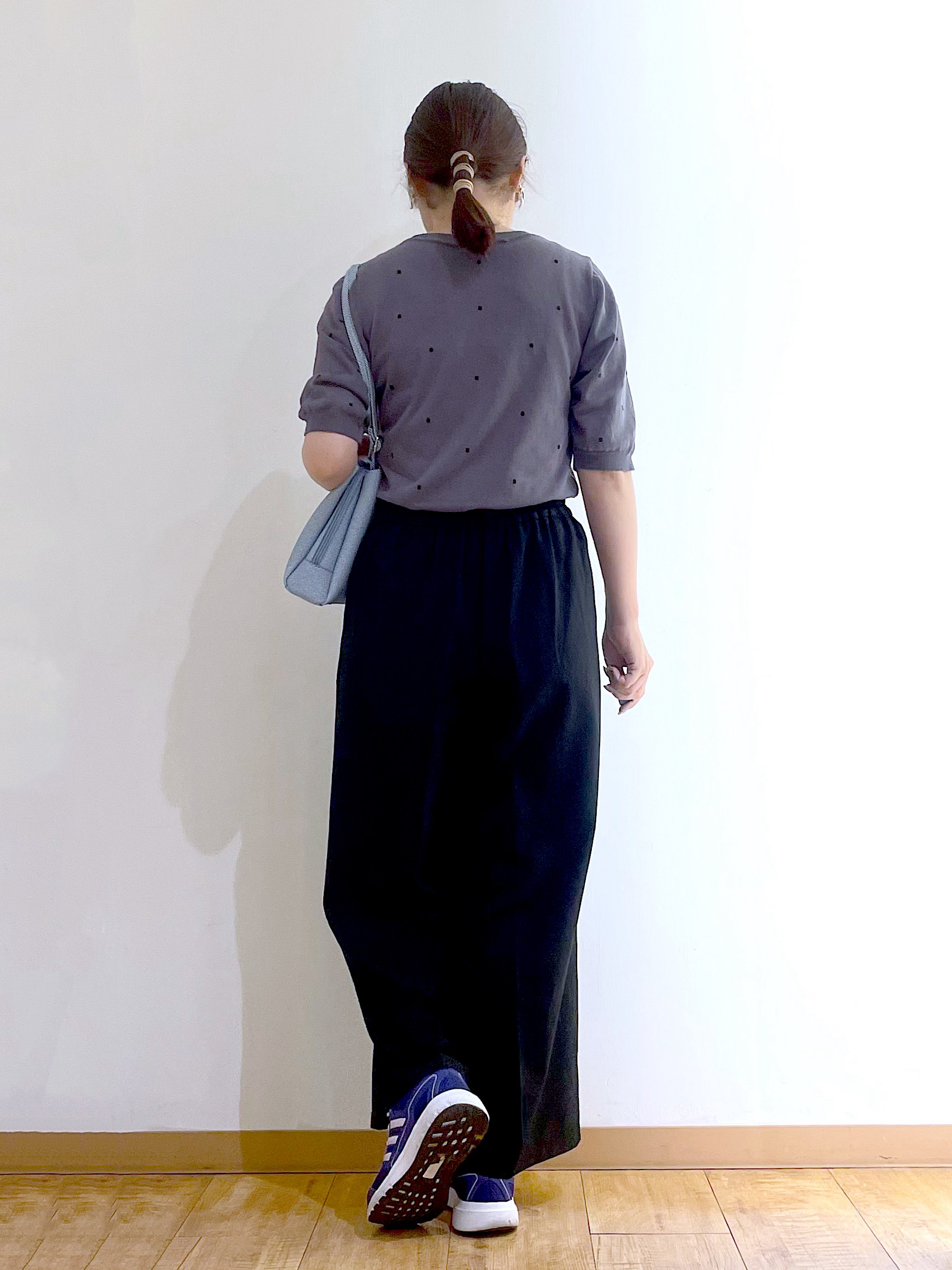 かのさんの「SHOO･LA･RUE｜【S-LL】さらっとタッチ 大人のドット刺繍ニット」を使ったコーディネート