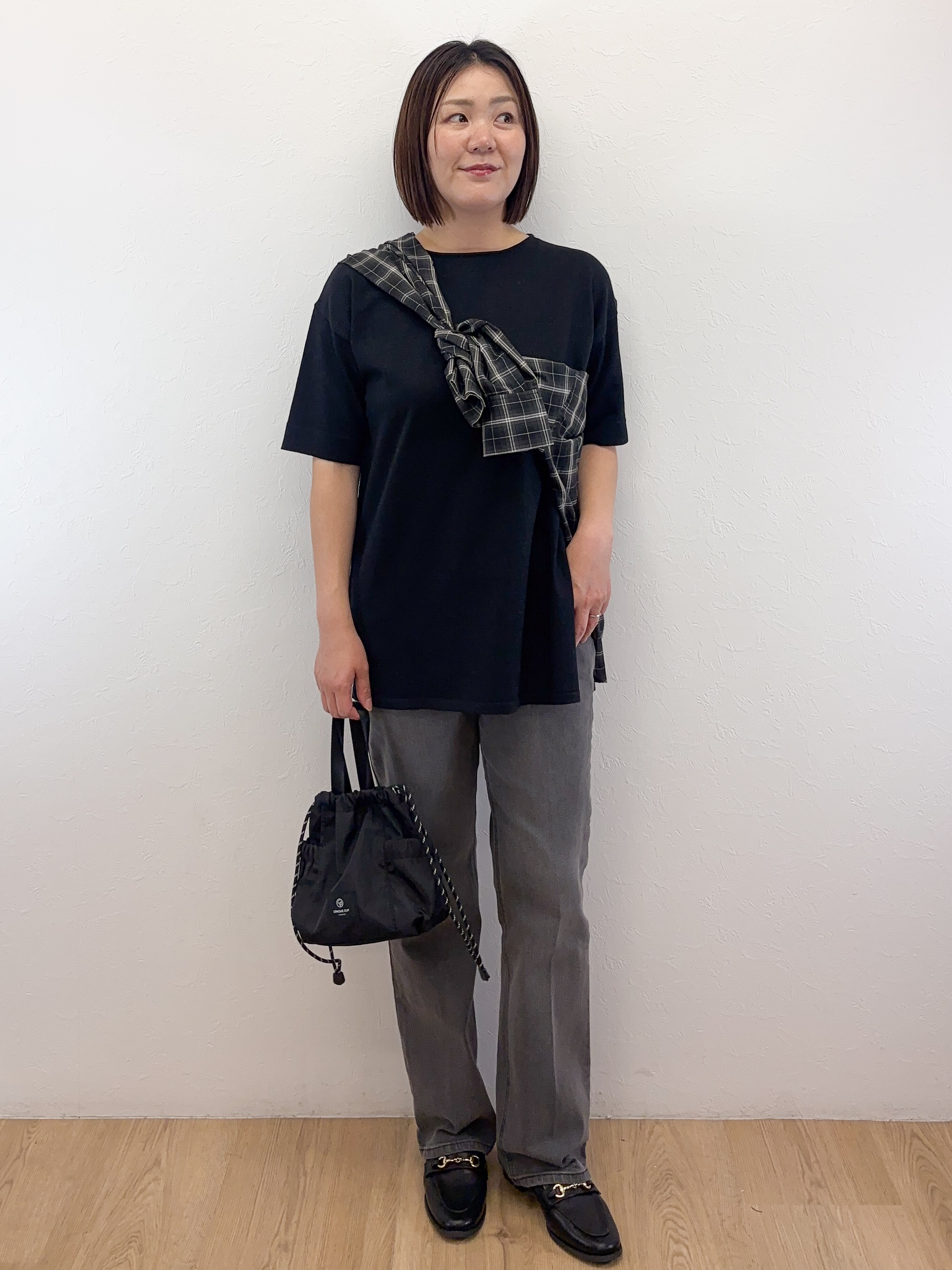 Takeさんの「OPAQUE.CLIP｜ラメハイスリットチュニックニット【洗濯機OK】」を使ったコーディネート