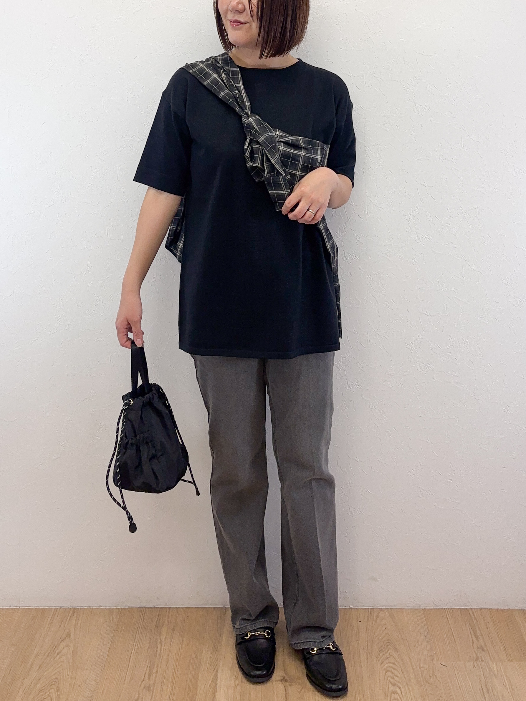 Takeさんの「OPAQUE.CLIP｜ラメハイスリットチュニックニット【洗濯機OK】」を使ったコーディネート