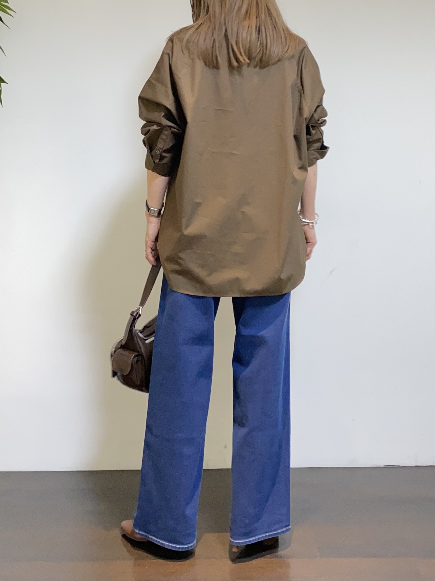 tomoさんの「UNTITLED｜コットンドルマンシャツ」を使ったコーディネート