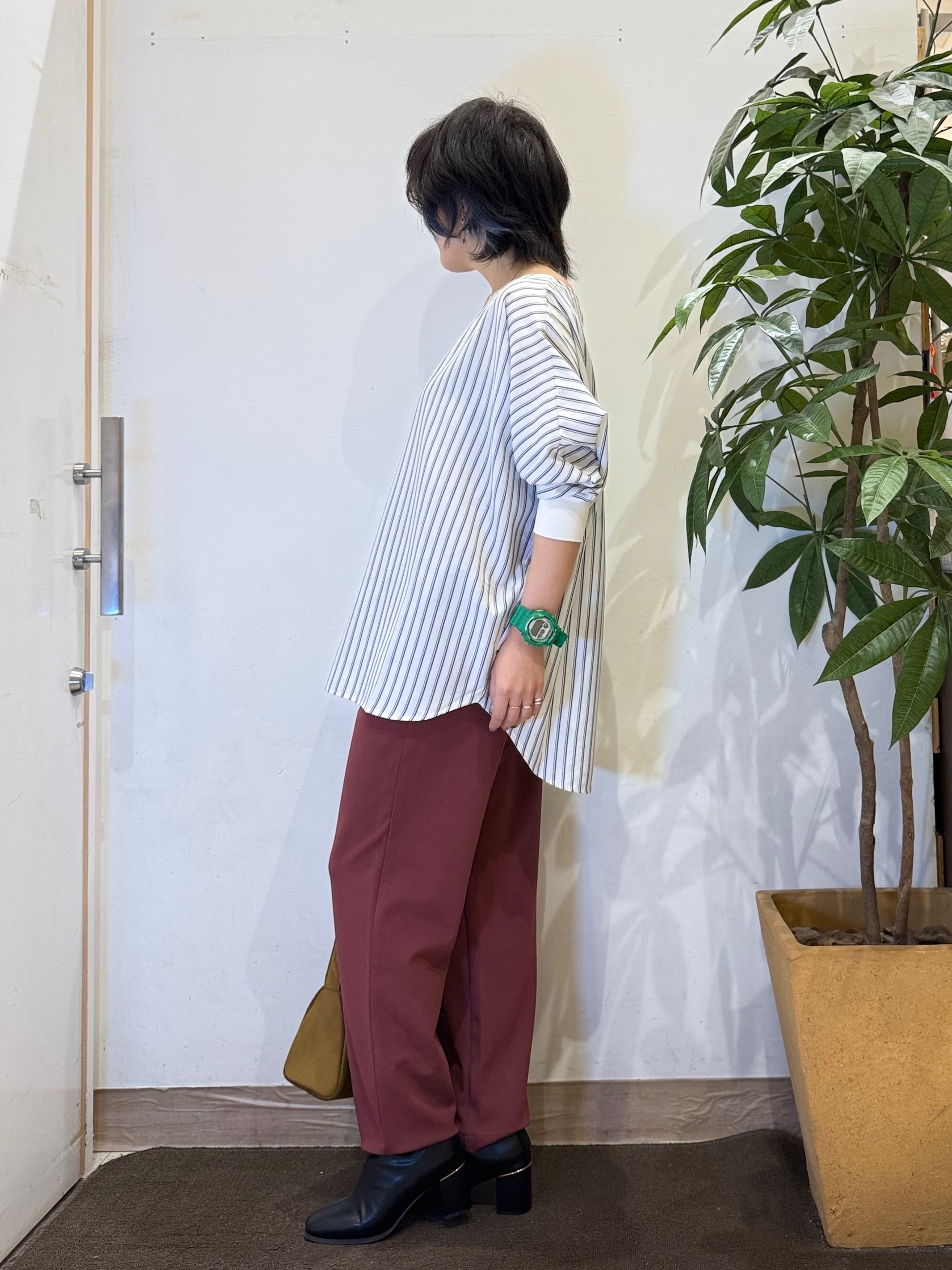 misakiさんの「SHOO･LA･RUE｜【着丈選べる/洗濯後しわになりにくい】インせず着られる ドルマンブラウス」を使ったコーディネート