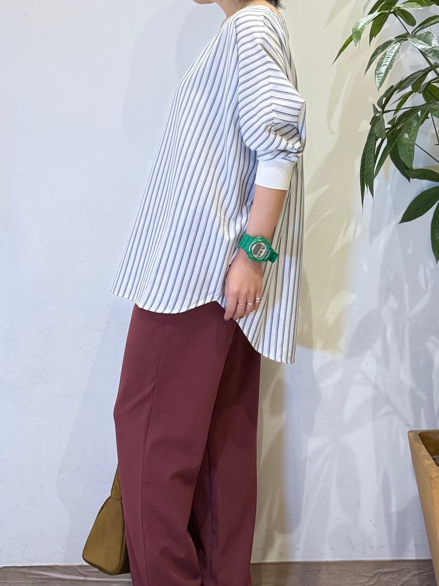 misakiさんの「SHOO･LA･RUE｜【着丈選べる/洗濯後しわになりにくい】インせず着られる ドルマンブラウス」を使ったコーディネート