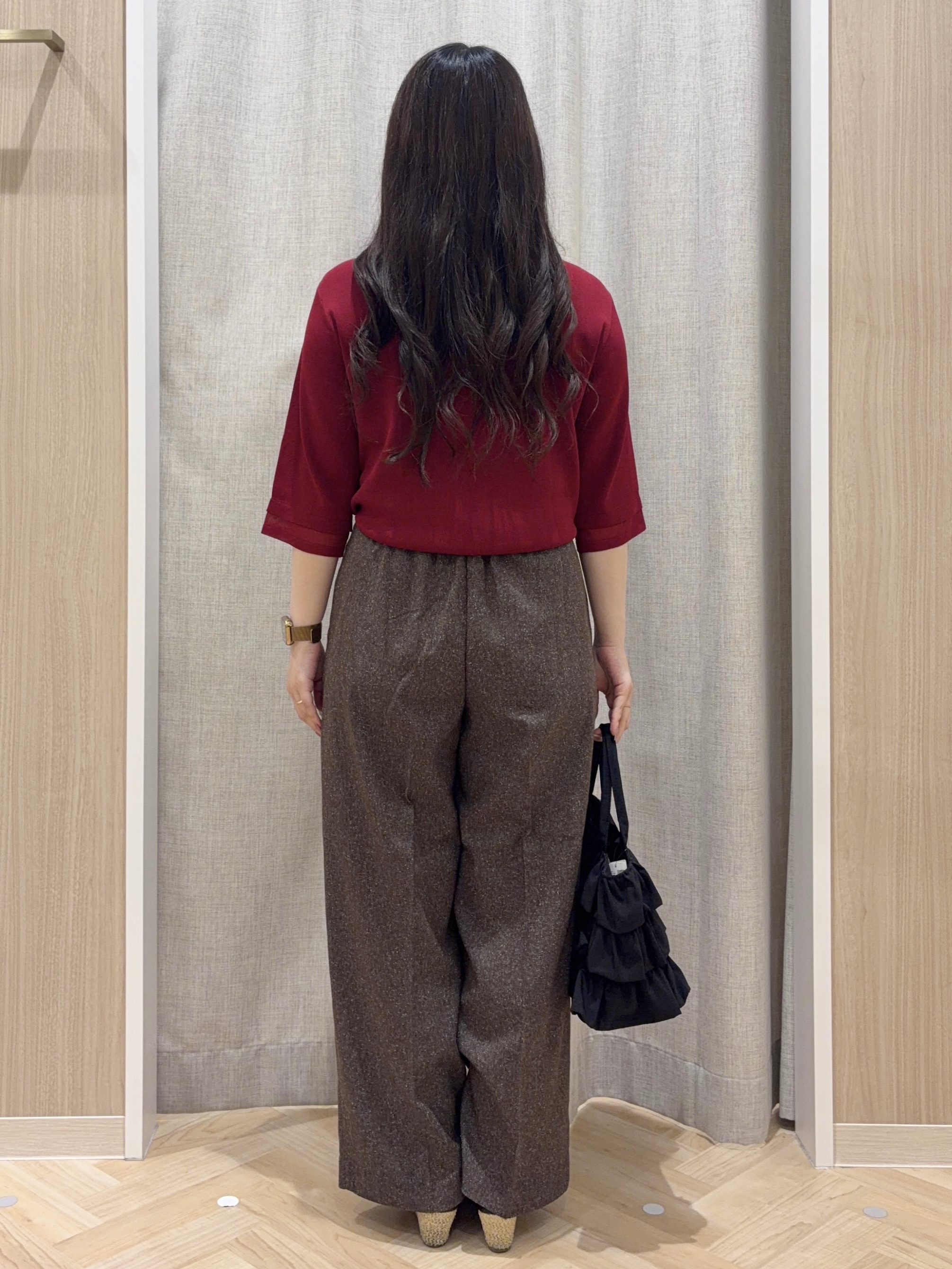 minamiさんの「grove｜【人気シリーズに新型登場】袖口シアーやわらかドライタッチニット」を使ったコーディネート