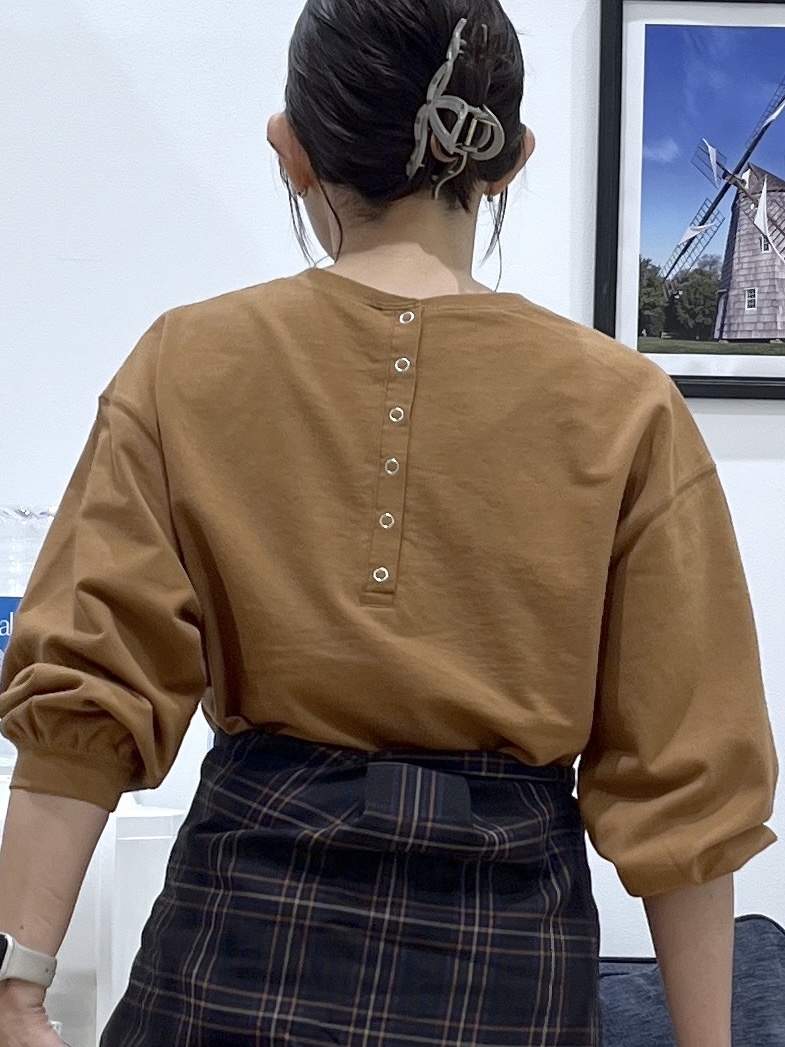 canaさんの「Dessin｜バックヘンリーカットソー長袖」を使ったコーディネート