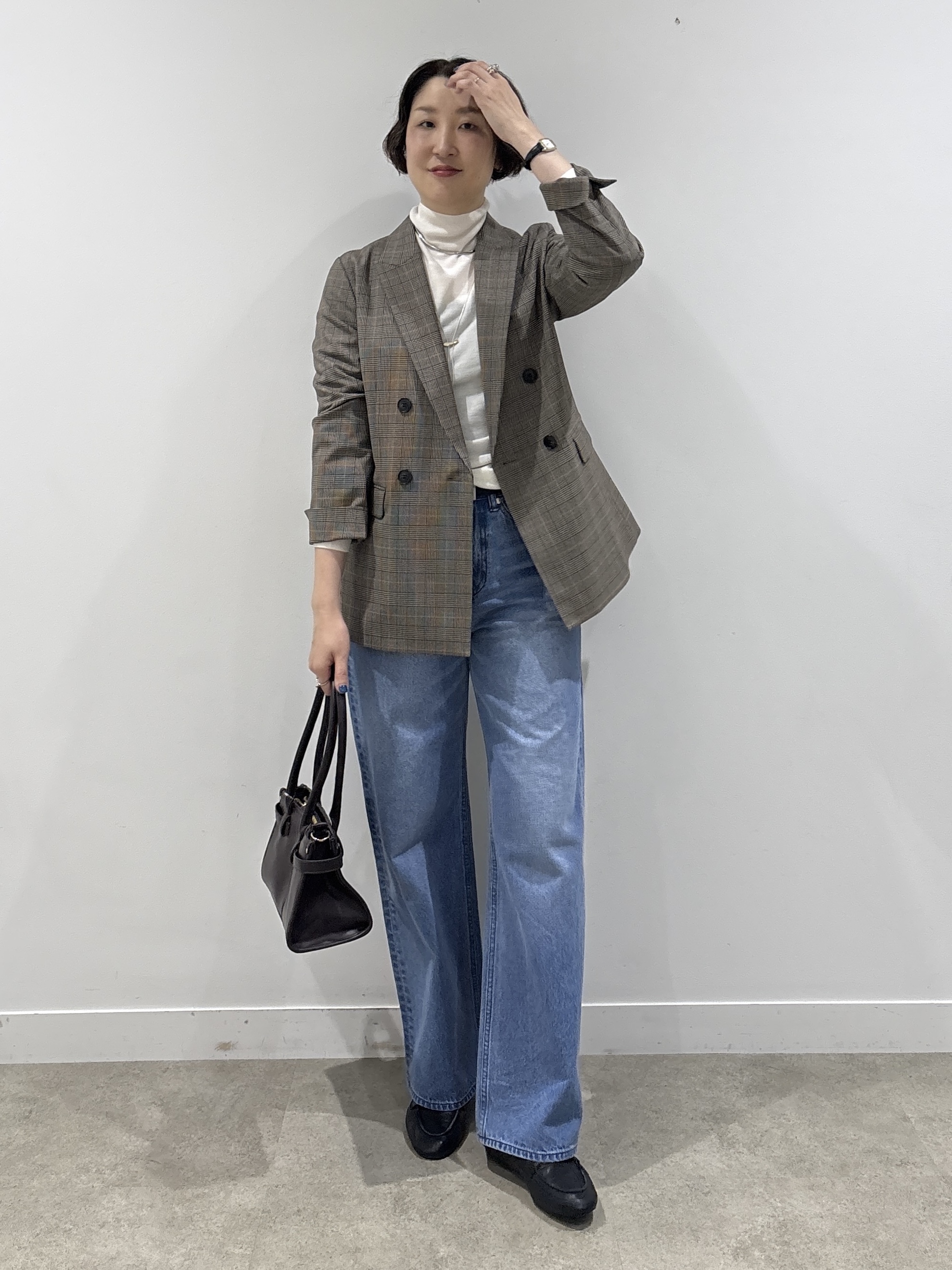 yuriさんの「INDIVI｜【洗濯機OK／ストレッチ◎】秋はじめのダブルジャケット」を使ったコーディネート