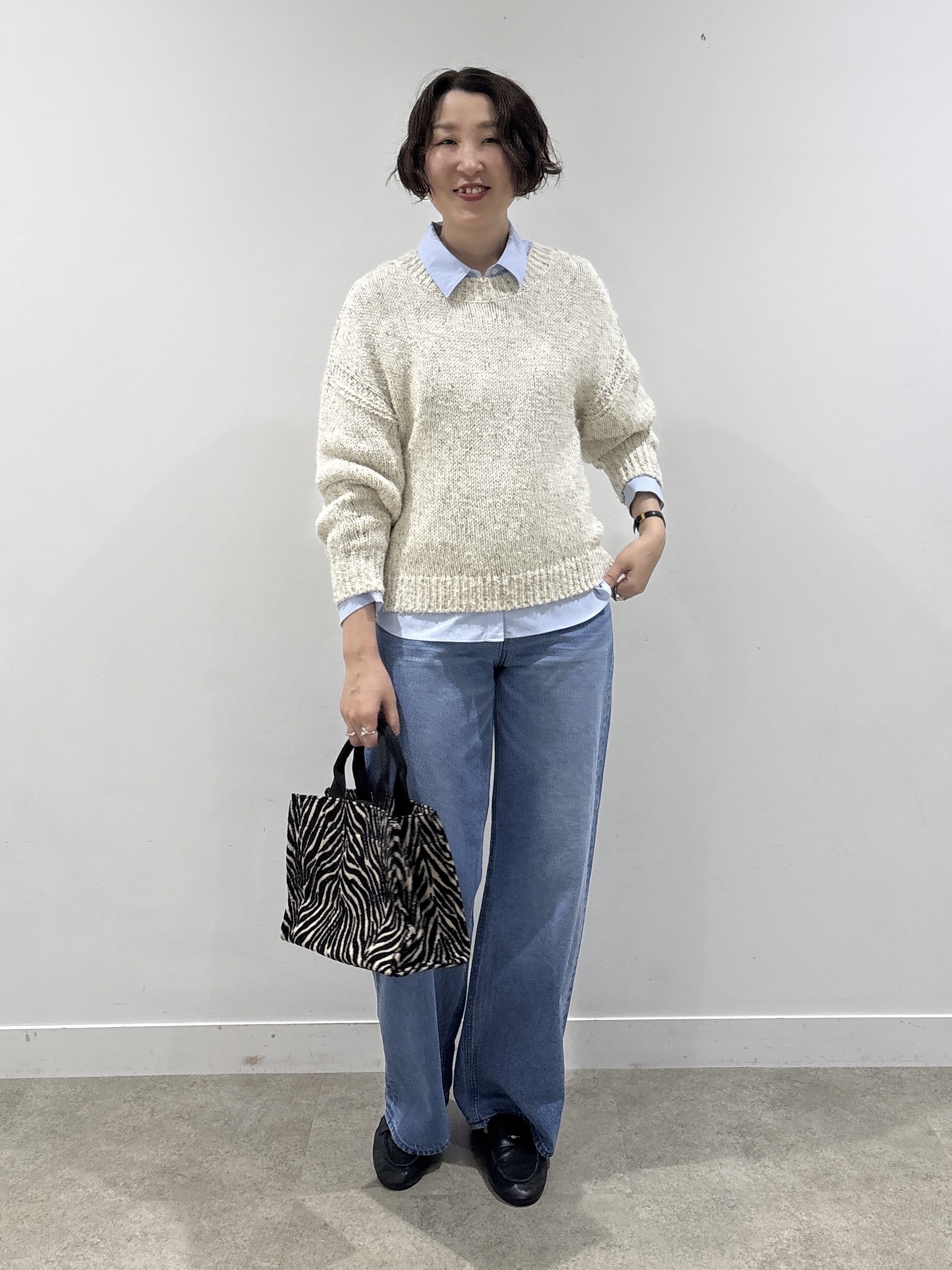 yuriさんの「INDIVI｜【新作登場！】美脚ワイドデニム」を使ったコーディネート
