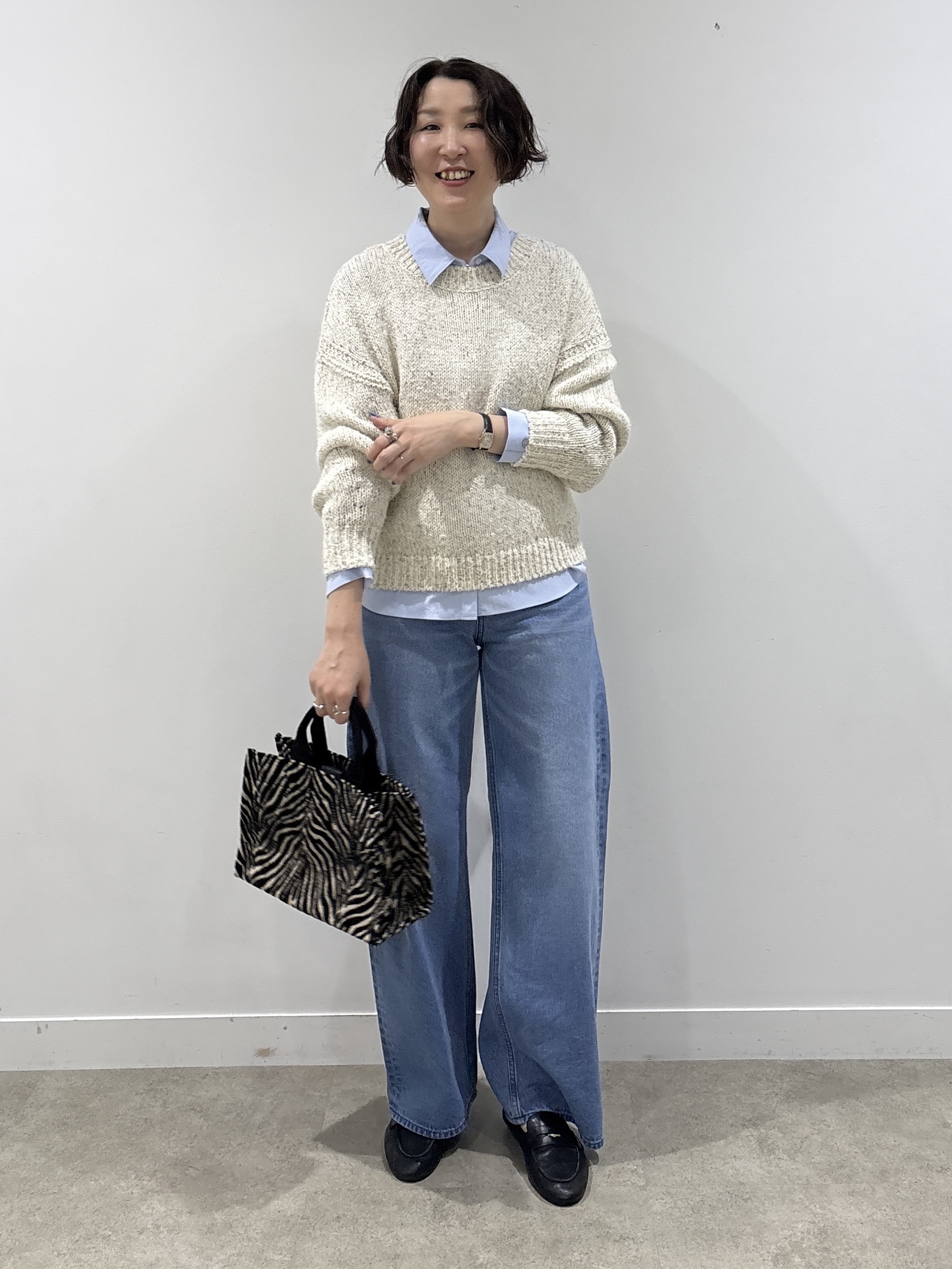 yuriさんの「INDIVI｜【新作登場！】美脚ワイドデニム」を使ったコーディネート
