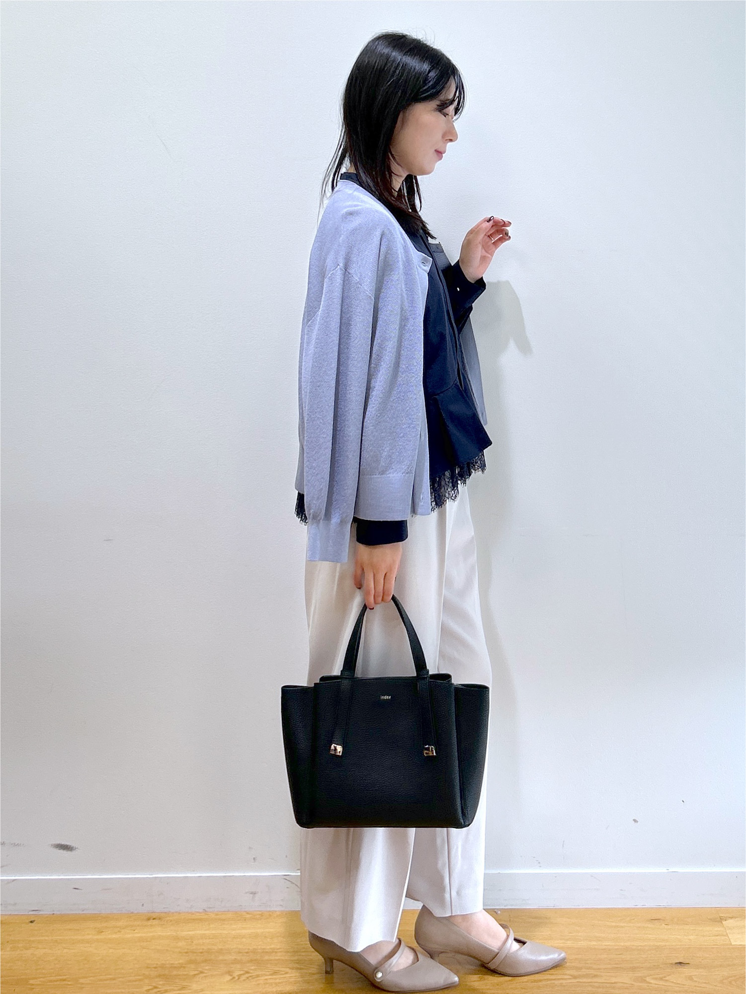 RINAさんの「index｜【８色展開】柄アソートシアーカーディガン《洗濯機OK》」を使ったコーディネート