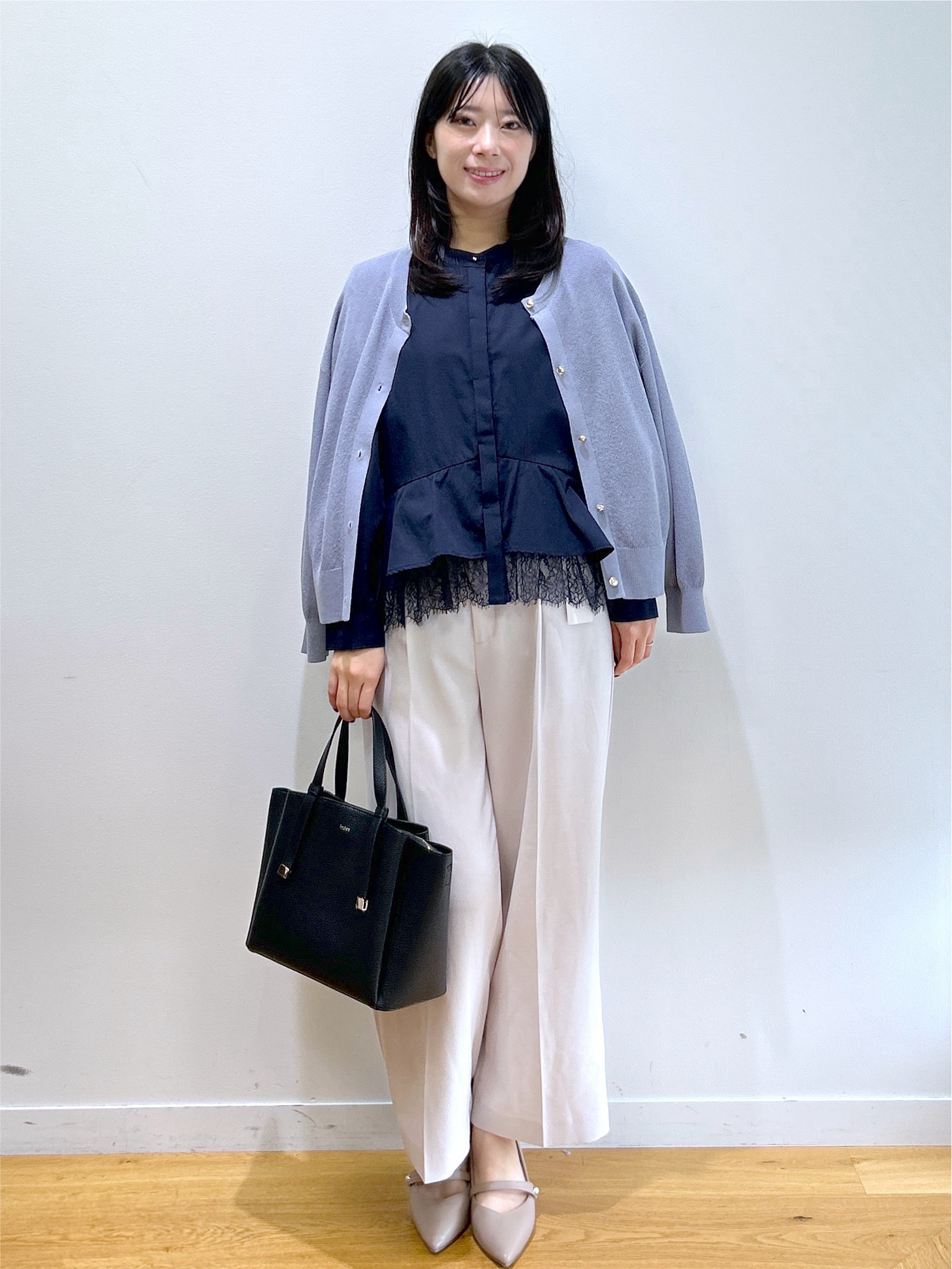 RINAさんの「index｜【８色展開】柄アソートシアーカーディガン《洗濯機OK》」を使ったコーディネート
