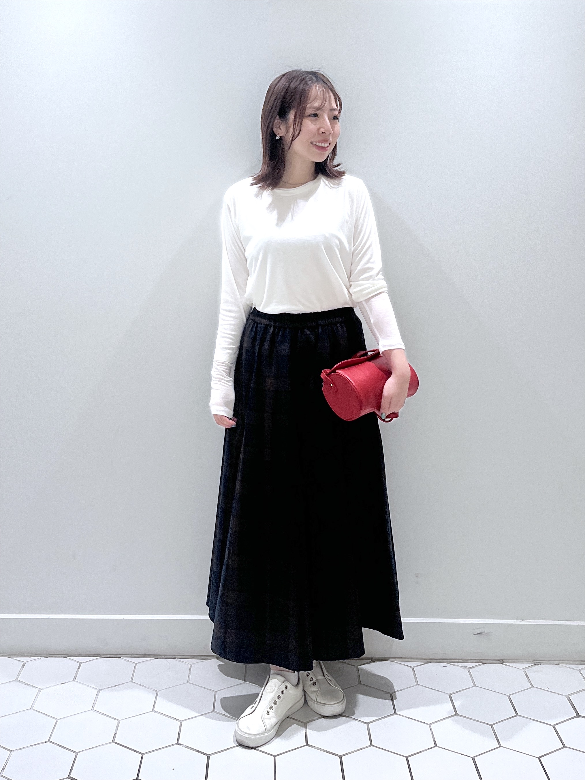 Makinoさんの「Dessin｜フェイクファージレ」を使ったコーディネート