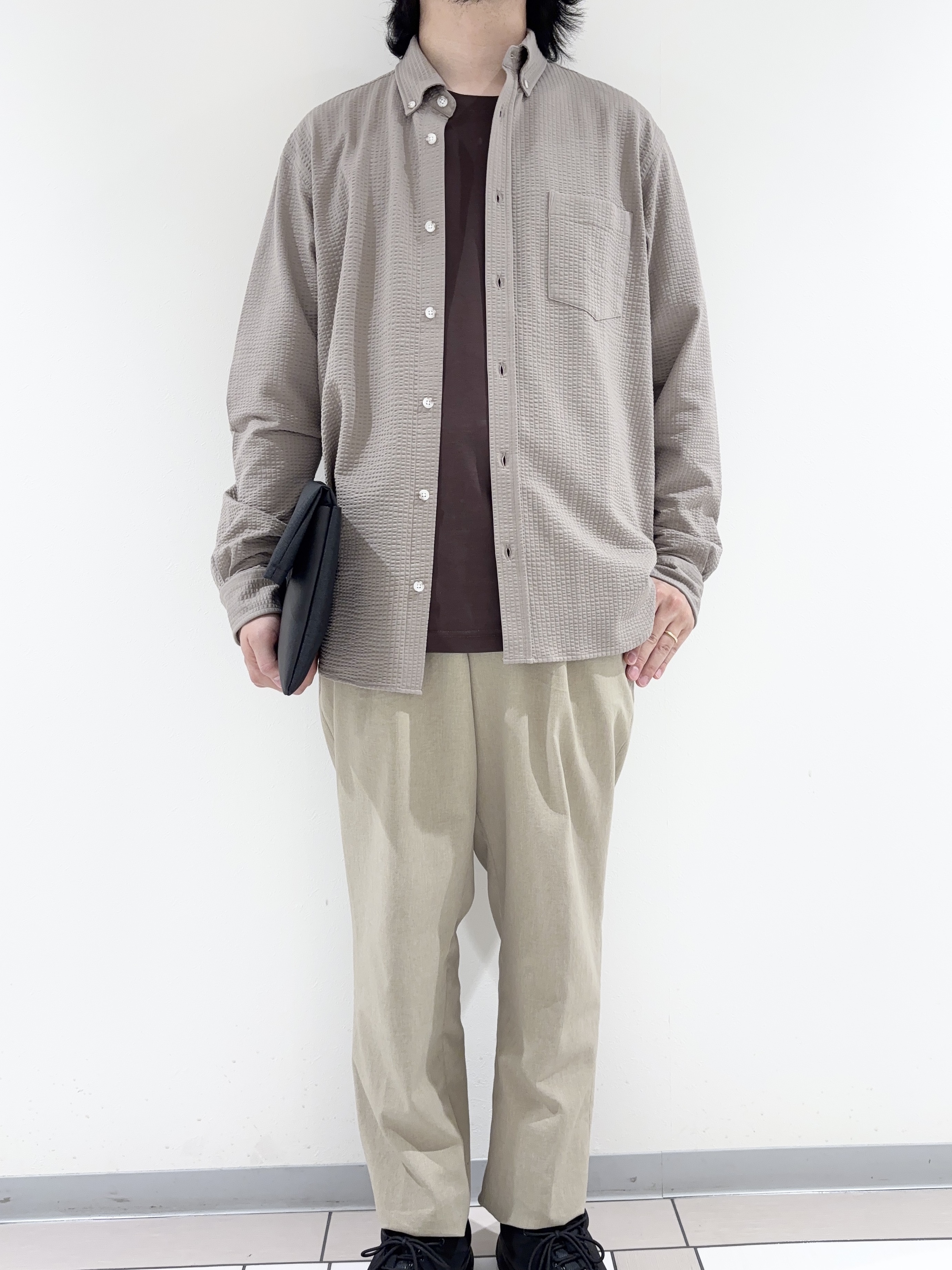 及川さんの「TAKEO KIKUCHI｜【BOWLER HAT LABEL】アイスクリアコットンボーラーハットウォーカー 半袖ポケT」を使ったコーディネート