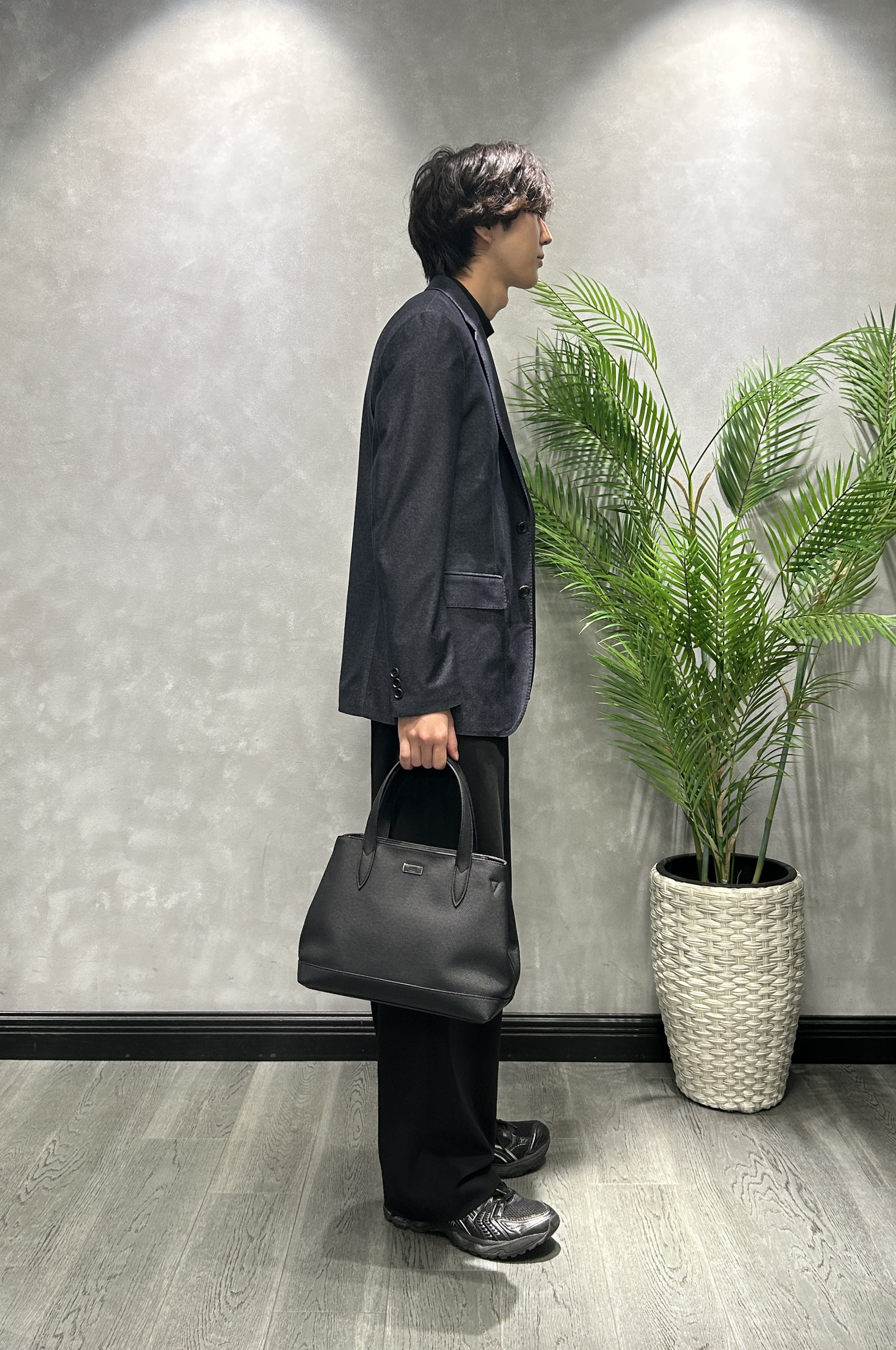 ruiさんの「TAKEO KIKUCHI｜【360&deg;ストレッチ】デニムライクジャージ ジャケット」を使ったコーディネート