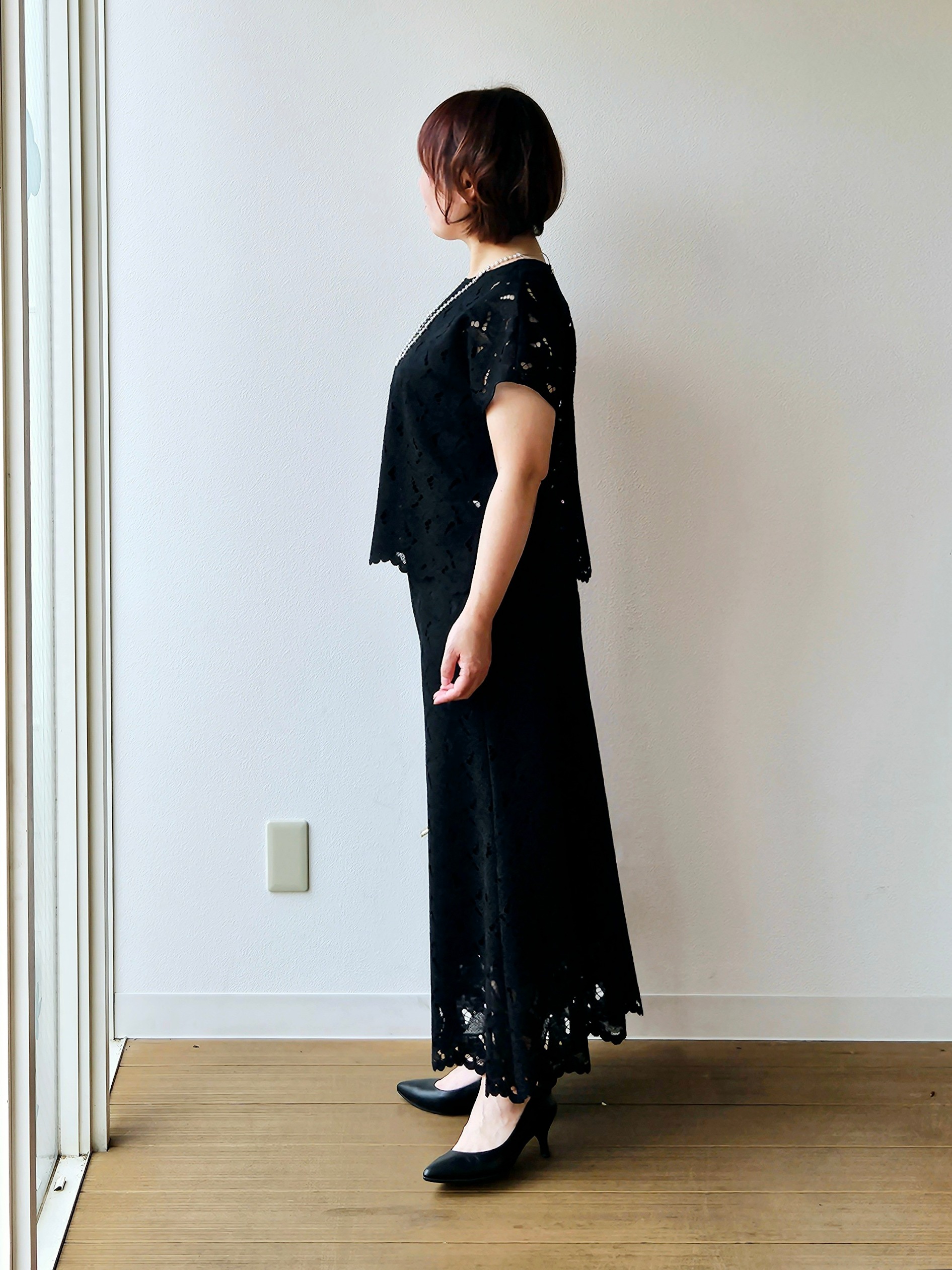 やじまさんの「UNTITLED｜【セットアップ可/品のある透け感】リーフレースブラウス」を使ったコーディネート