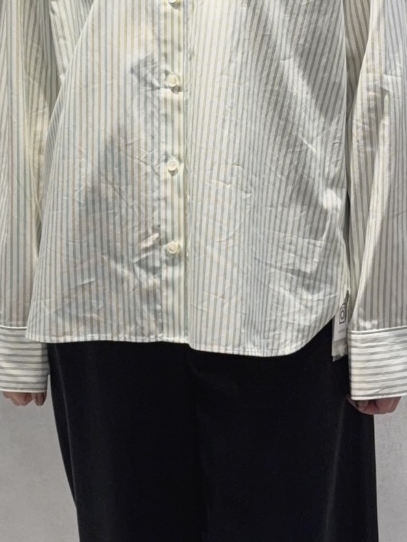 わたなべさんの「UNTITLED｜【5色展開/手洗い可】ローシルクウールニットベスト」を使ったコーディネート