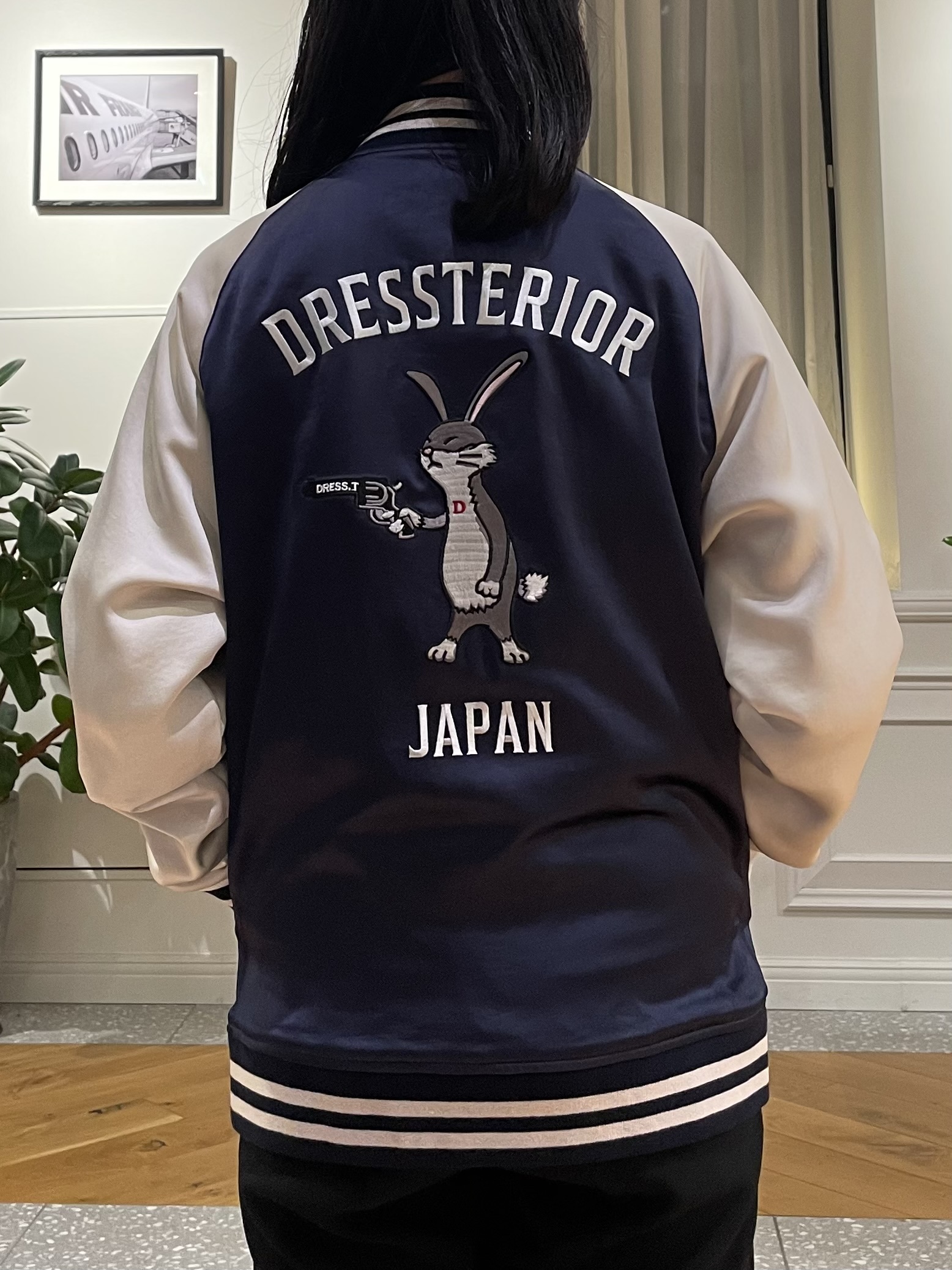 Lilyさんの「DRESSTERIOR｜【MonoMax4月号掲載】ピストルラビット スカジャン」を使ったコーディネート