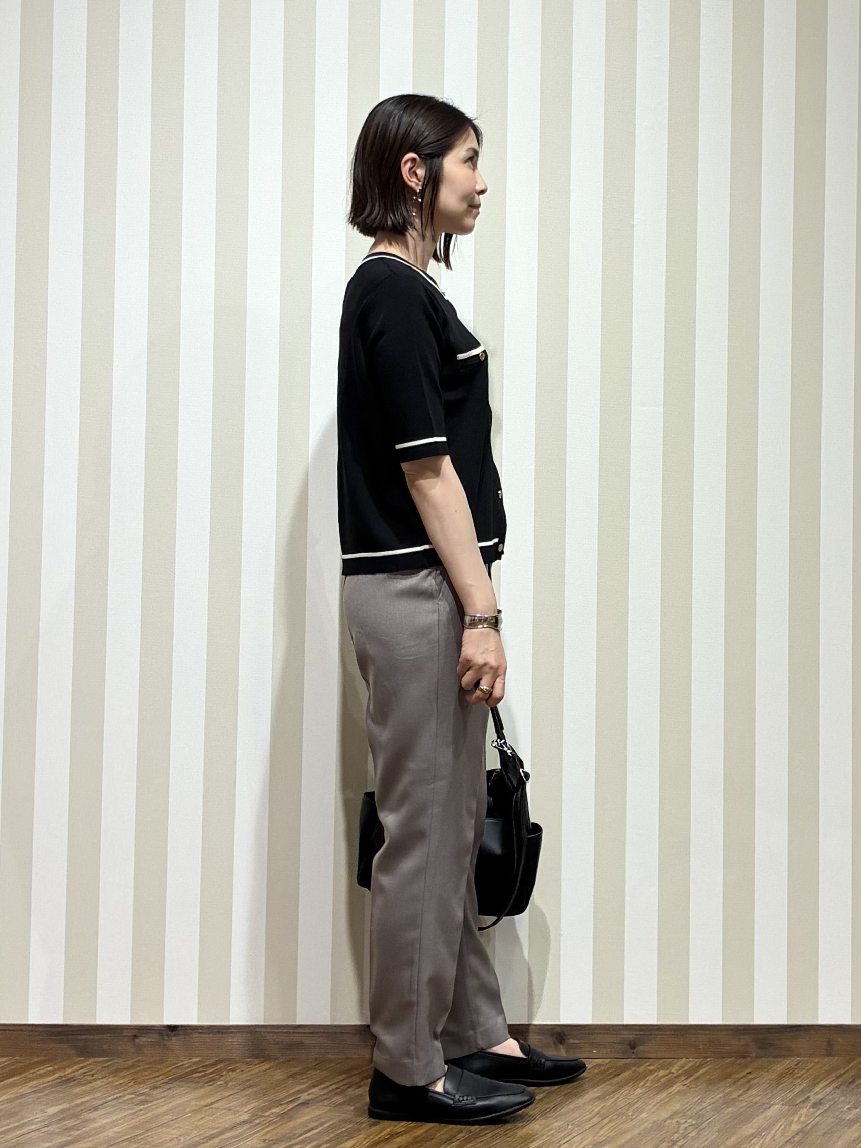 SAOさんの「SHOO･LA･RUE｜【UV/S-LL/洗濯機可】毛玉になりにくい 配色5分袖カーディガン」を使ったコーディネート
