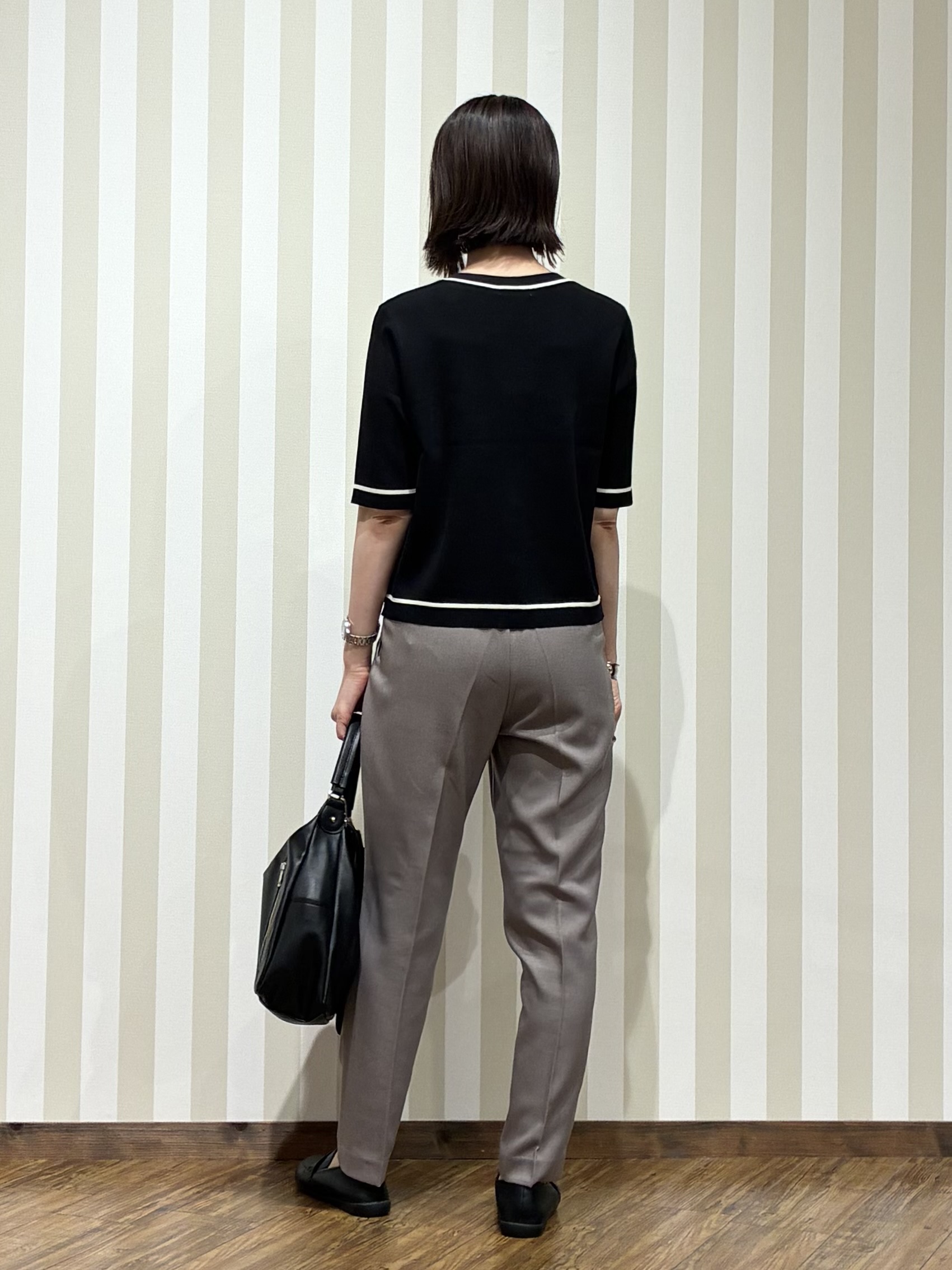 SAOさんの「SHOO･LA･RUE｜【UV/S-LL/洗濯機可】毛玉になりにくい 配色5分袖カーディガン」を使ったコーディネート