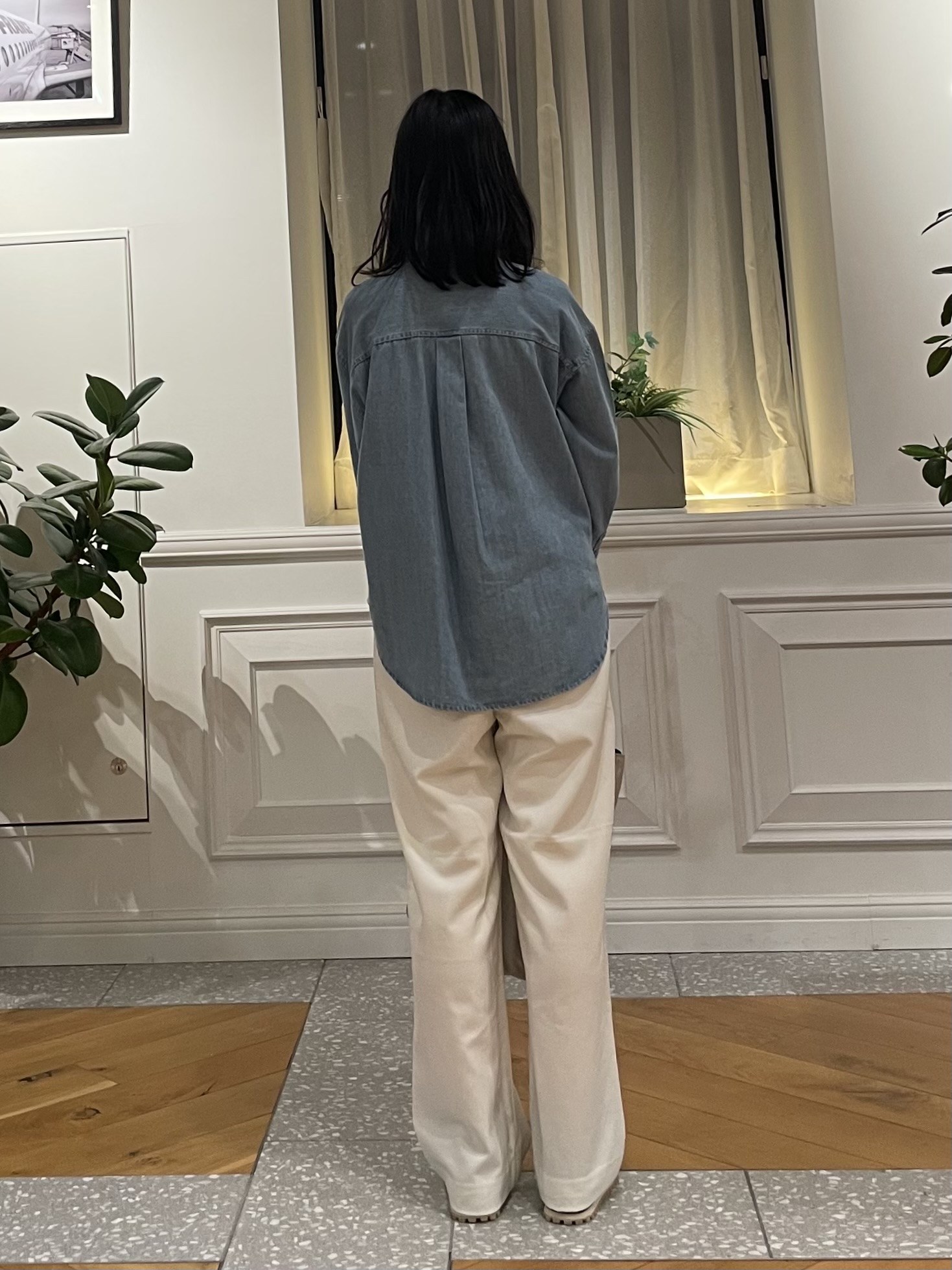 Lilyさんの「DRESSTERIOR｜【取り外し可能】2WAY ボウタイデニムシャツ」を使ったコーディネート