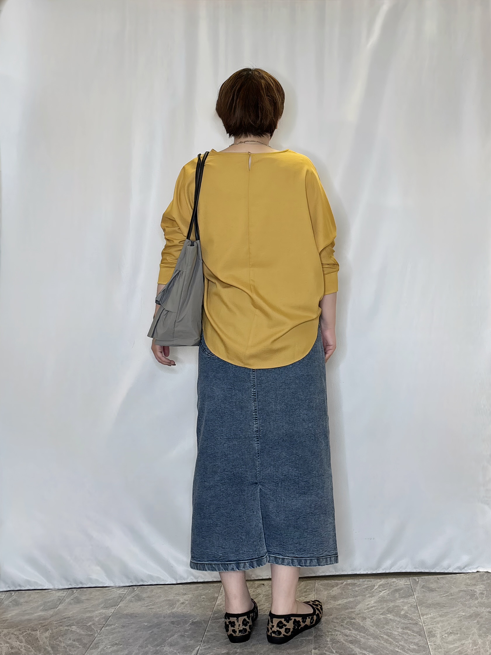 たみさんの「SHOO･LA･RUE｜【着丈選べる/洗濯後しわになりにくい】インせず着られる ドルマンブラウス」を使ったコーディネート
