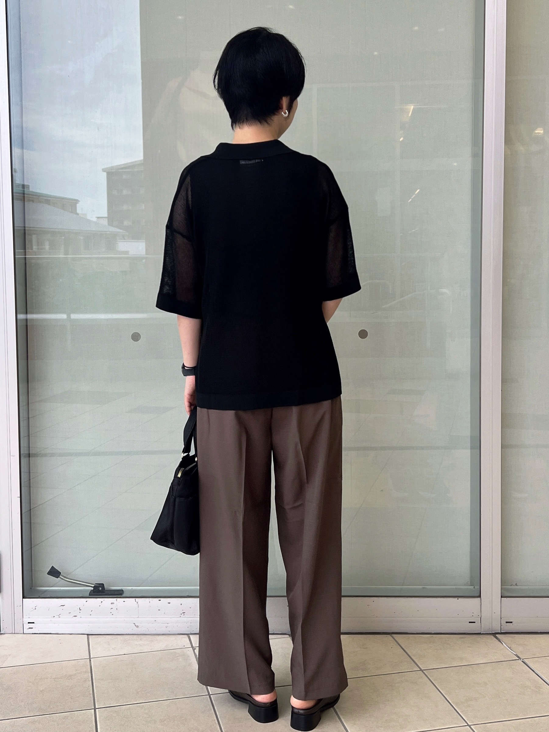 yo-koさんの「OPAQUE.CLIP｜メッシュスキッパーポロニット【UVケア／洗濯機OK】」を使ったコーディネート