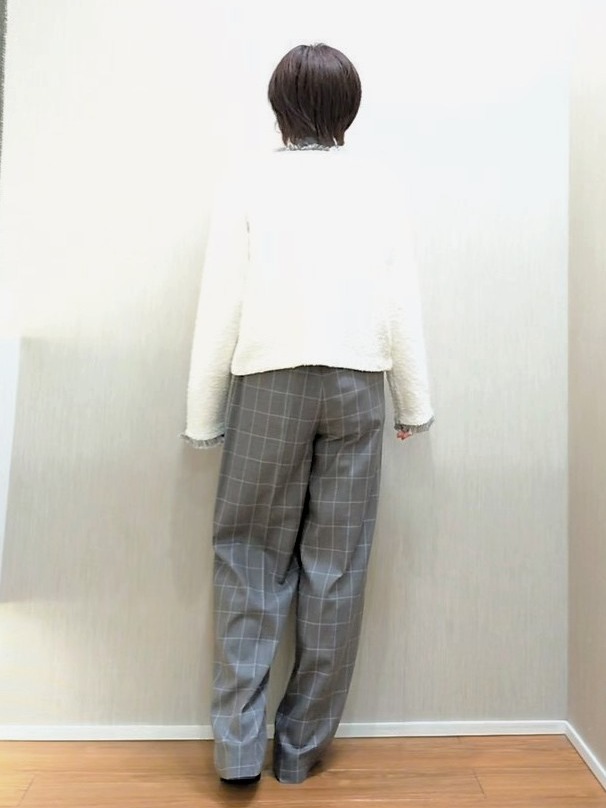 ミズタさんの「UNTITLED｜【重ね着レイヤードに】シアーテレコハイネックトップス」を使ったコーディネート