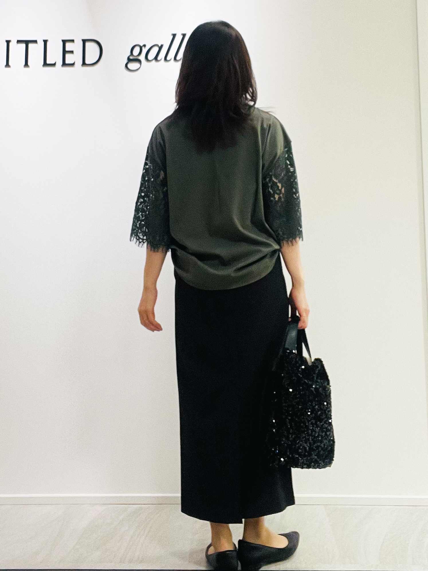 めいさんの「UNTITLED｜【秋映え/甘めTシャツ】袖レースプルオーバー」を使ったコーディネート