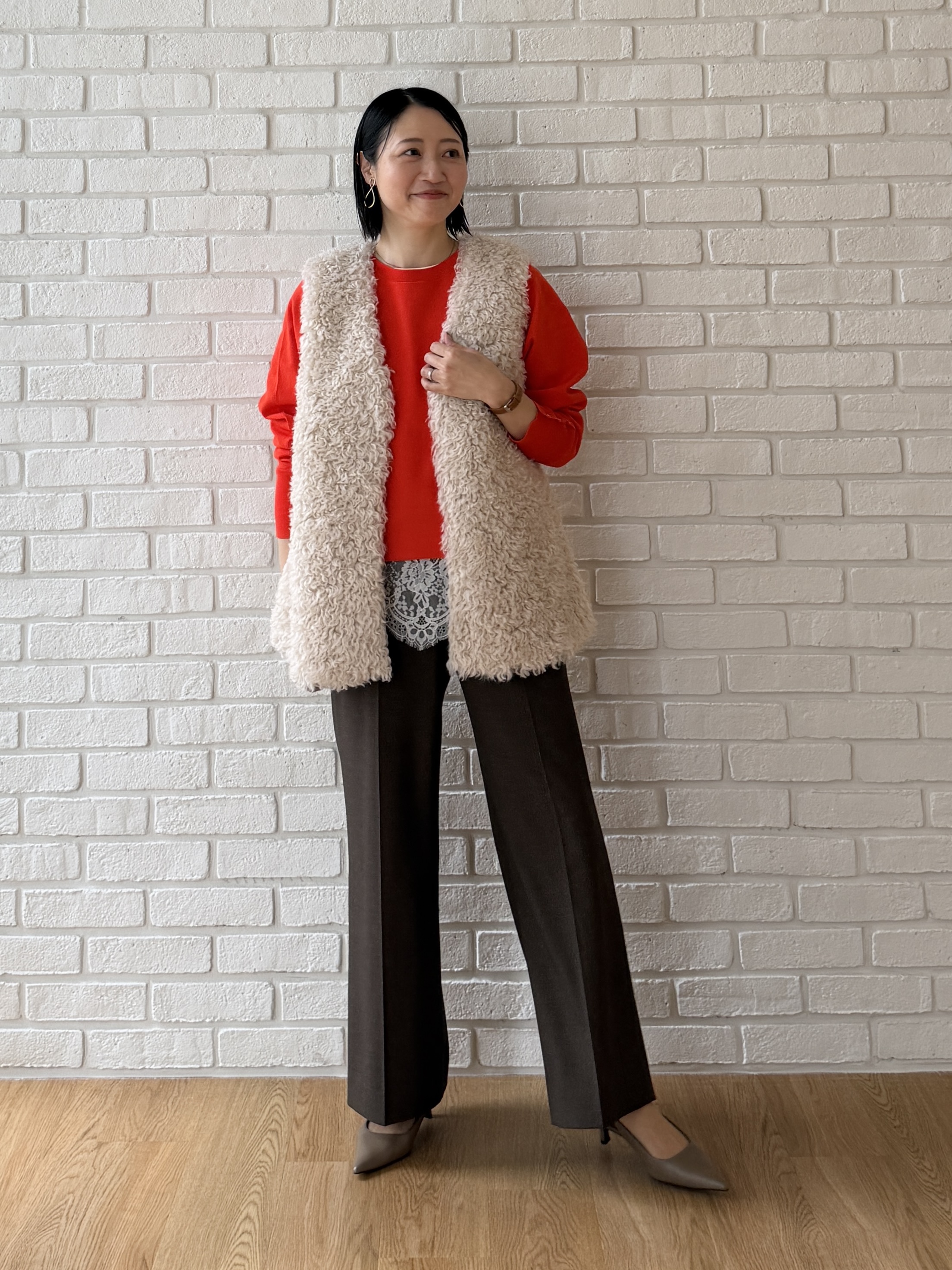 shihoさんの「INDIVI｜【選べる6色／ストレッチ◎】きれいめドルマンスリーブニット」を使ったコーディネート