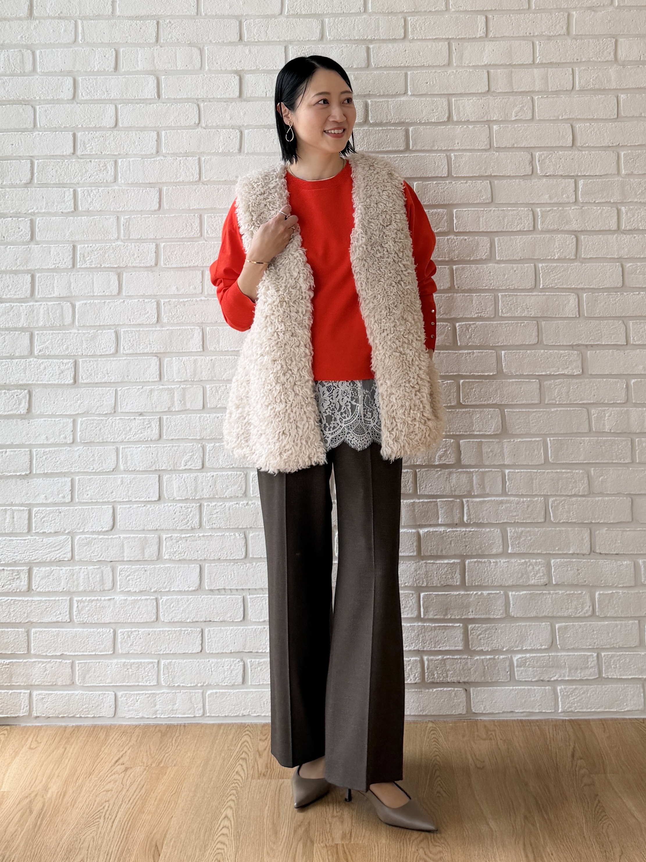 shihoさんの「INDIVI｜【選べる6色／ストレッチ◎】きれいめドルマンスリーブニット」を使ったコーディネート