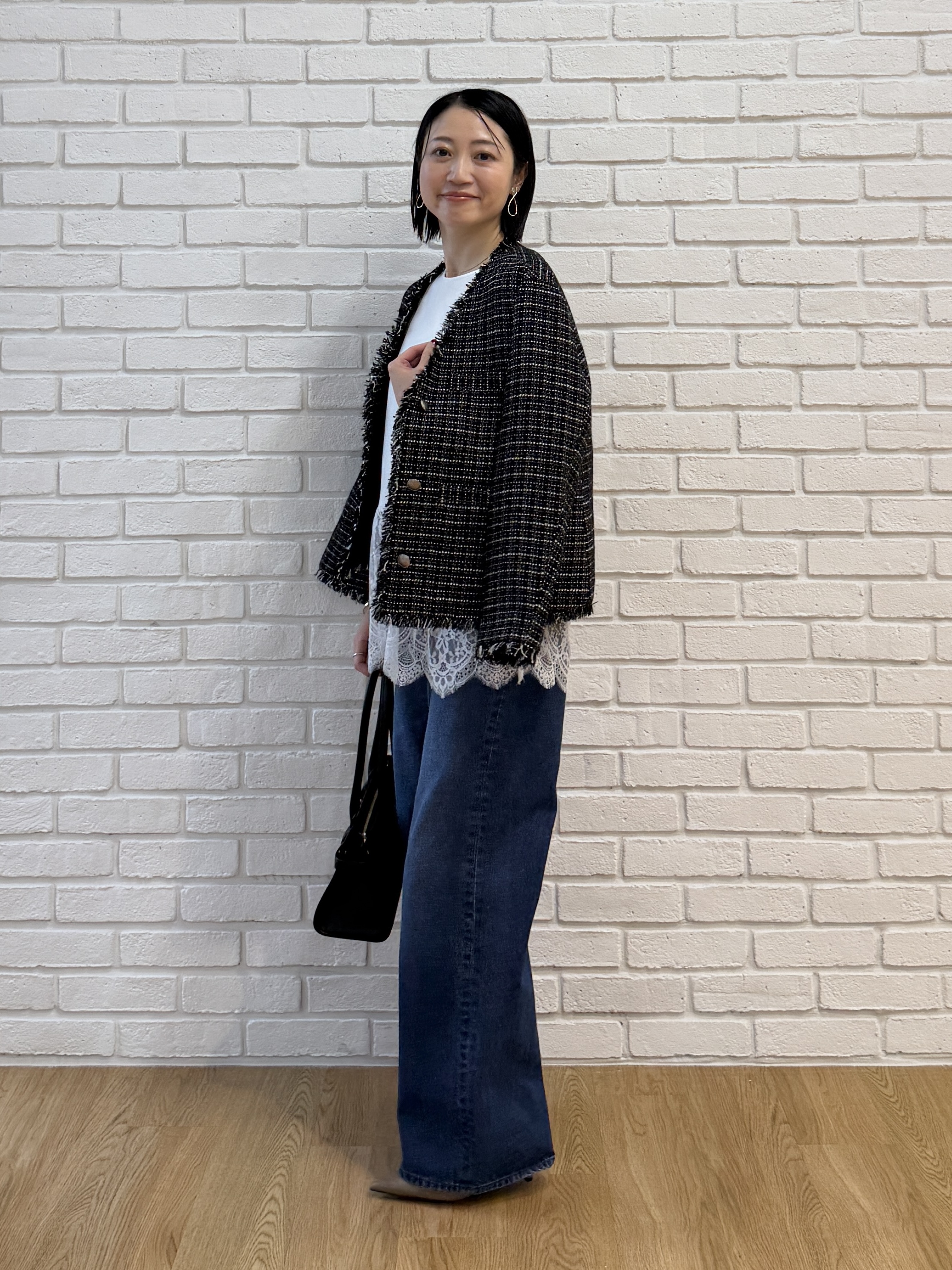 shihoさんの「INDIVI｜【華やか／着回し力◎】上品ツイードVネックジャケット」を使ったコーディネート