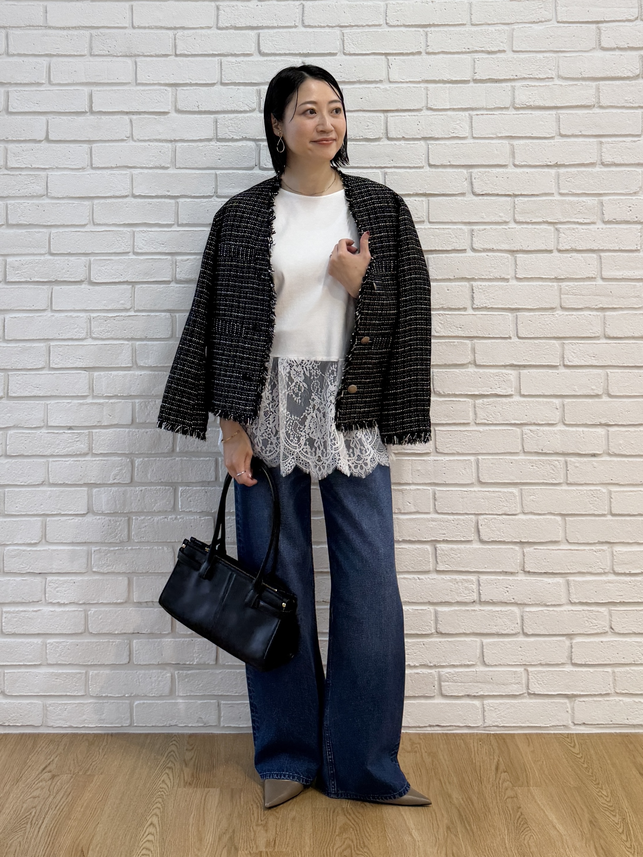 shihoさんの「INDIVI｜【華やか／着回し力◎】上品ツイードVネックジャケット」を使ったコーディネート
