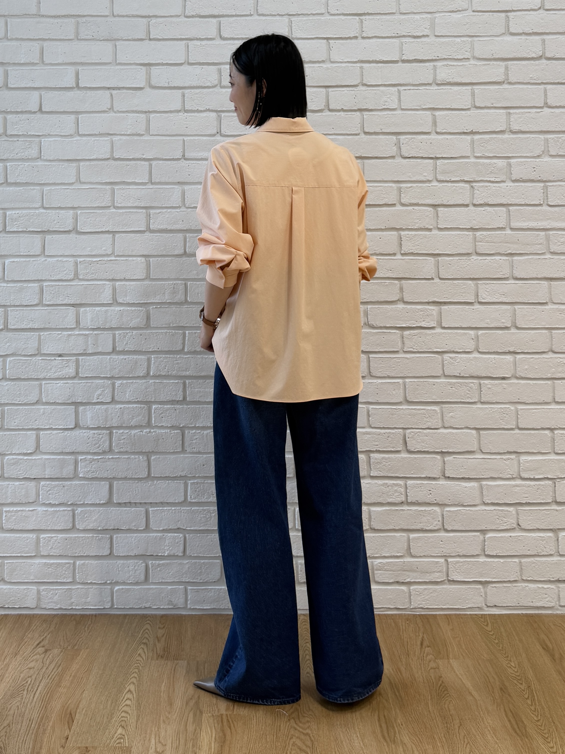shihoさんの「INDIVI｜【接触冷感／ストレッチ◎】取外し可ボウタイシャツ」を使ったコーディネート