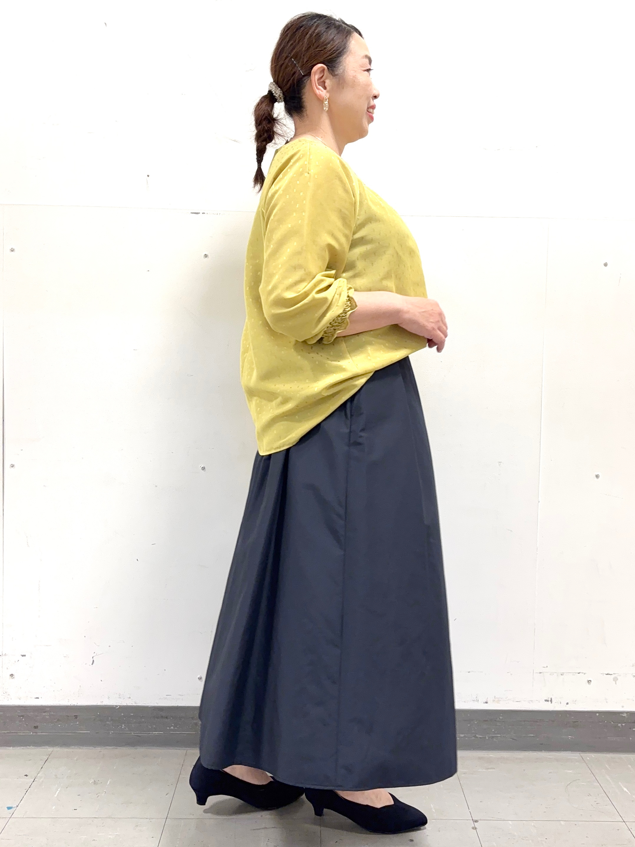keiさんの「Reflect｜タックデザイン ラグランスリーブブラウス」を使ったコーディネート