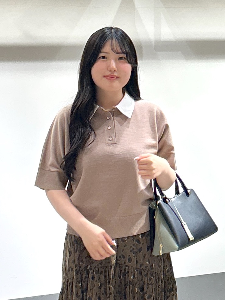 sayaさんの「OPAQUE.CLIP｜【森絵梨佳さん着用】2WAY衿ドッキングニット《洗濯機OK》」を使ったコーディネート