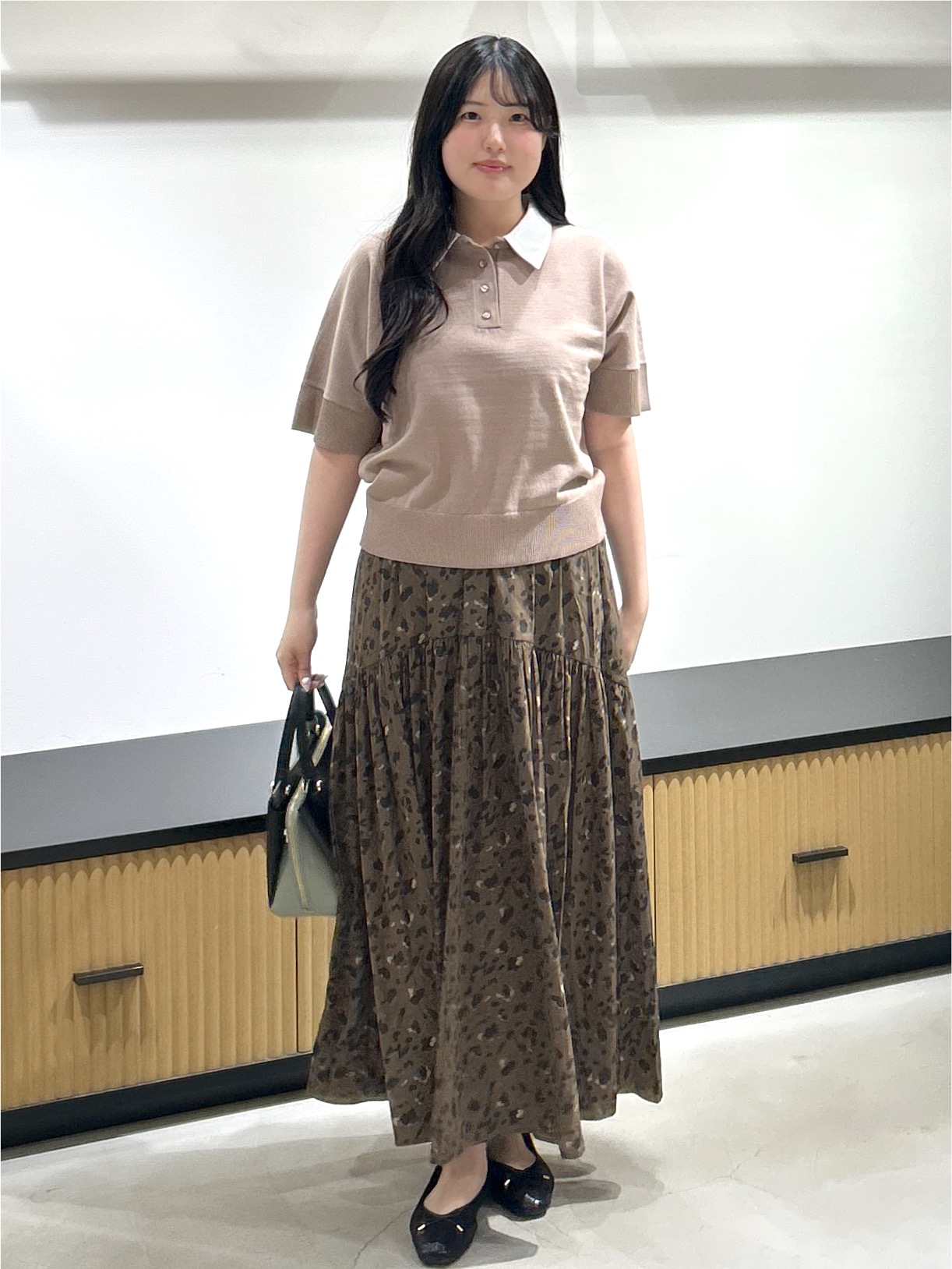 sayaさんの「OPAQUE.CLIP｜【森絵梨佳さん着用】2WAY衿ドッキングニット《洗濯機OK》」を使ったコーディネート