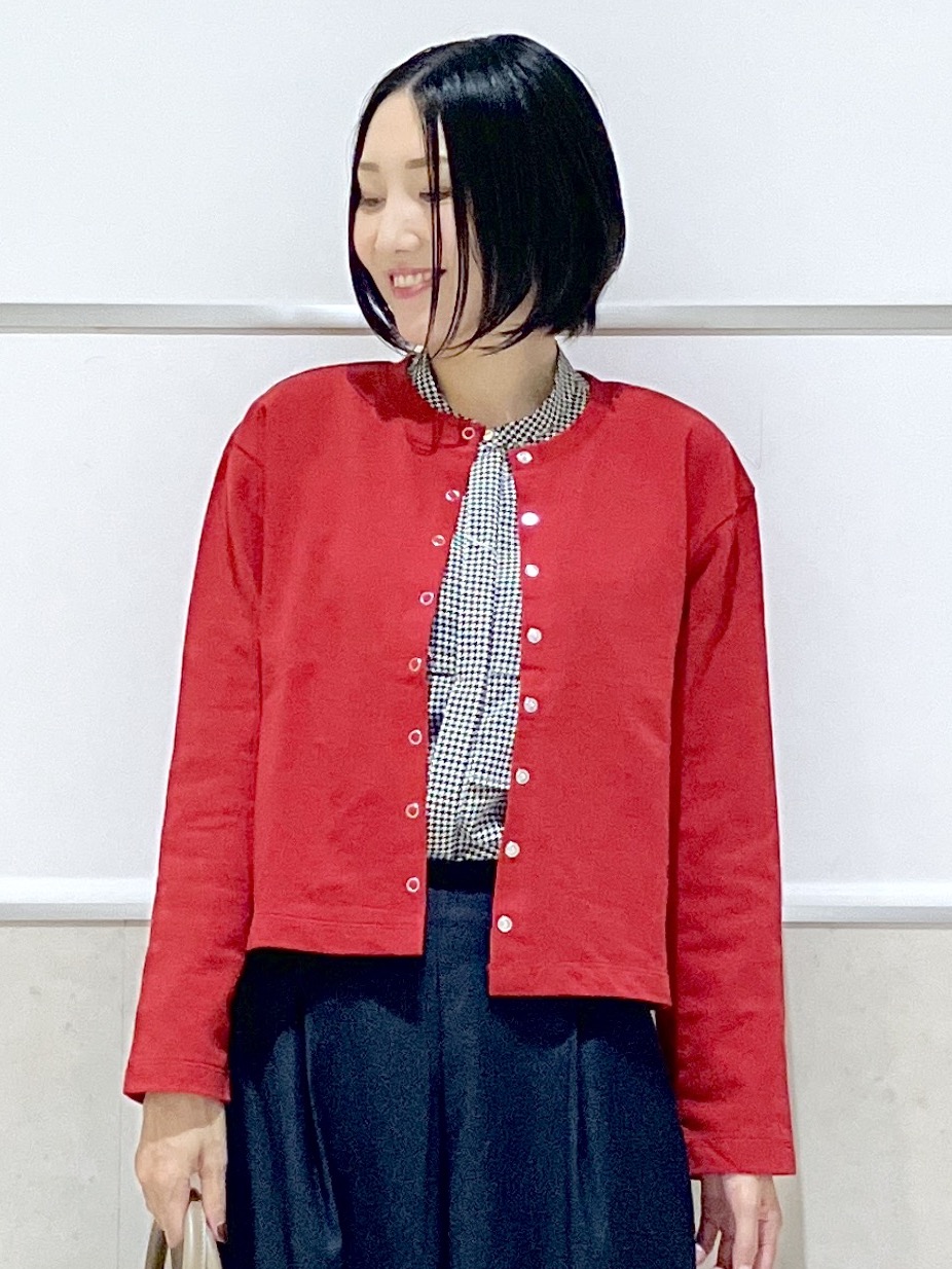 eriko さんの「Dessin｜【秋羽織り/洗える】ハウンドトゥースフリルブラウス」を使ったコーディネート