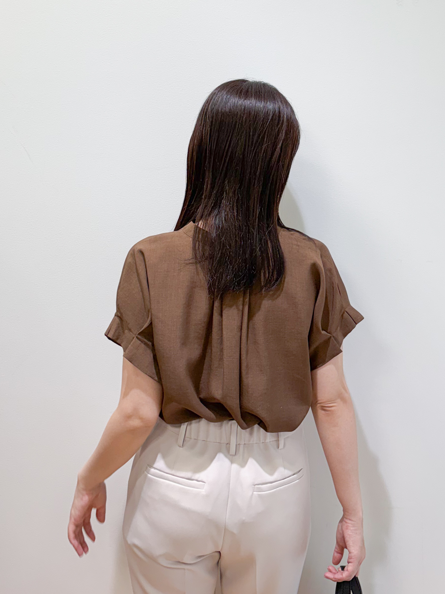 そねなおさんの「index｜【大人気により追加生産】タックスキッパーブラウス《接触冷感／吸水速乾／洗濯機OK／イージーアイロン／」を使ったコーディネート